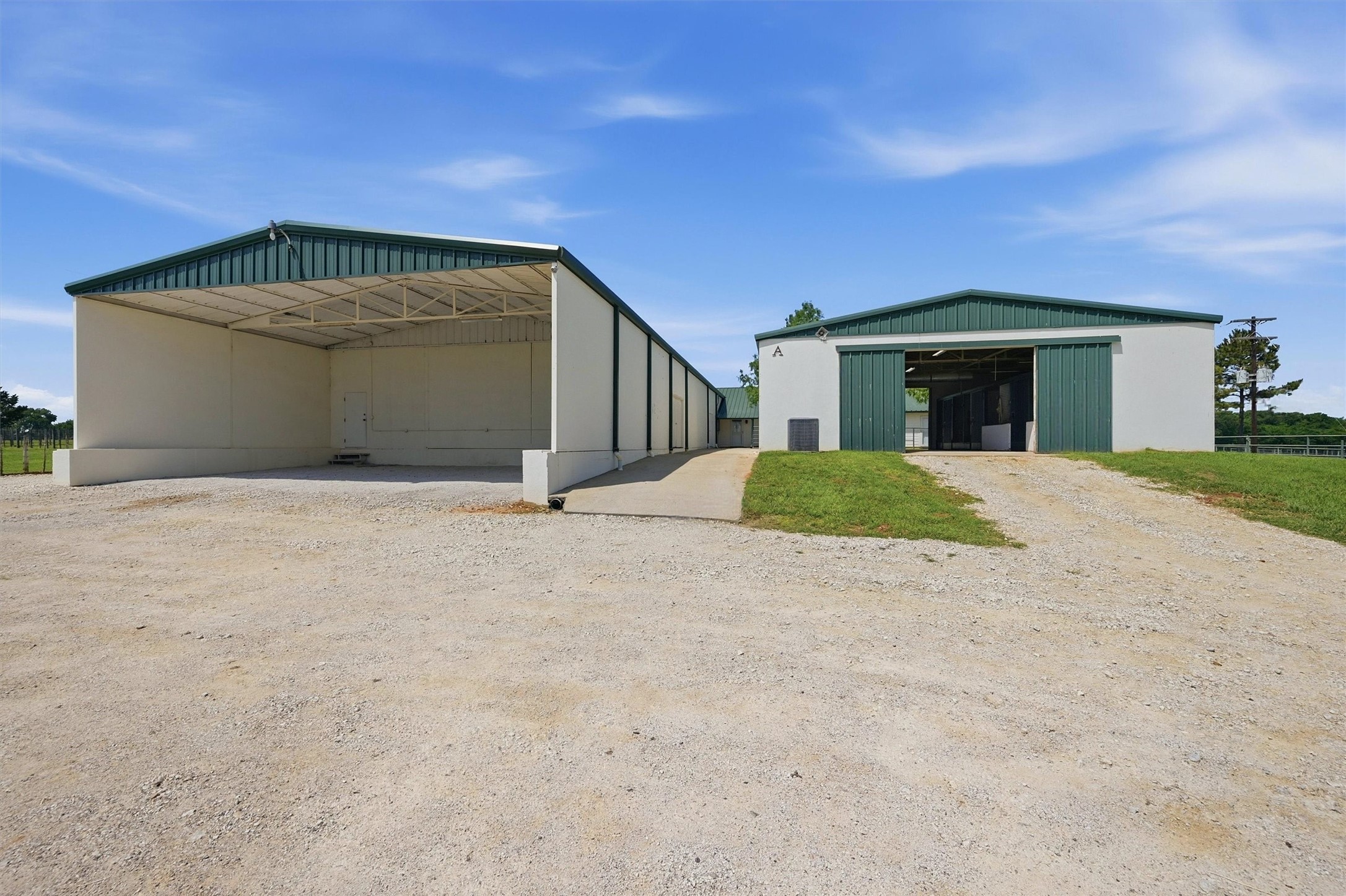 1030 Roland Road
