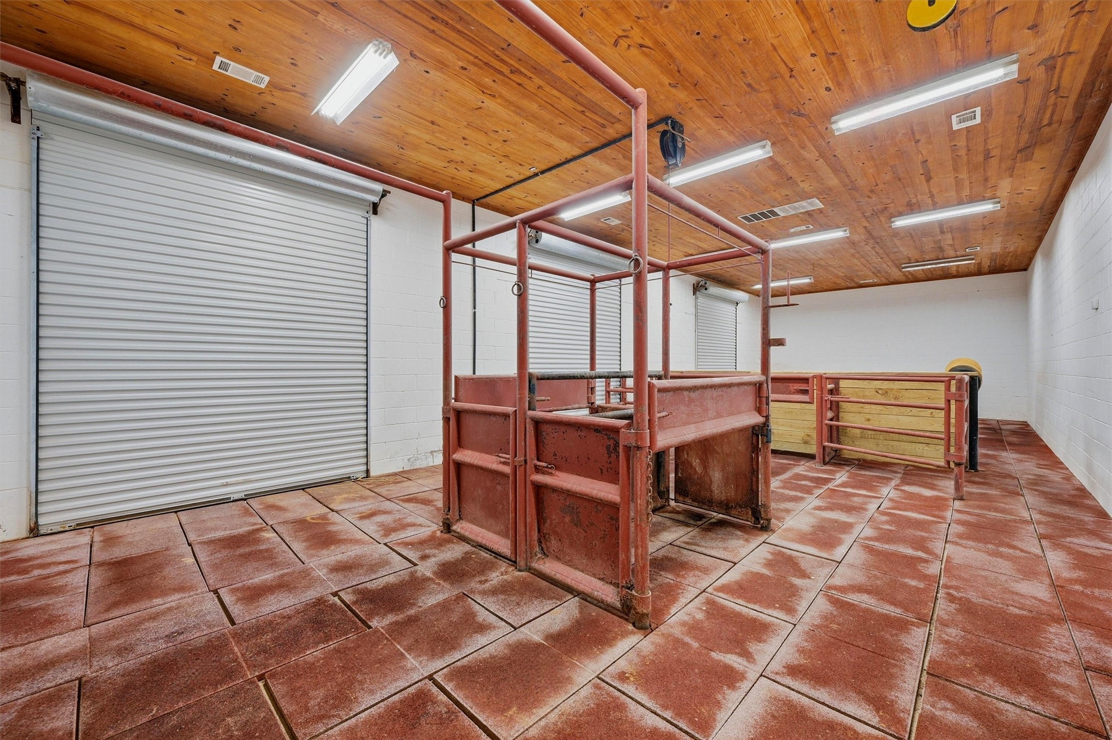 1030 Roland Road