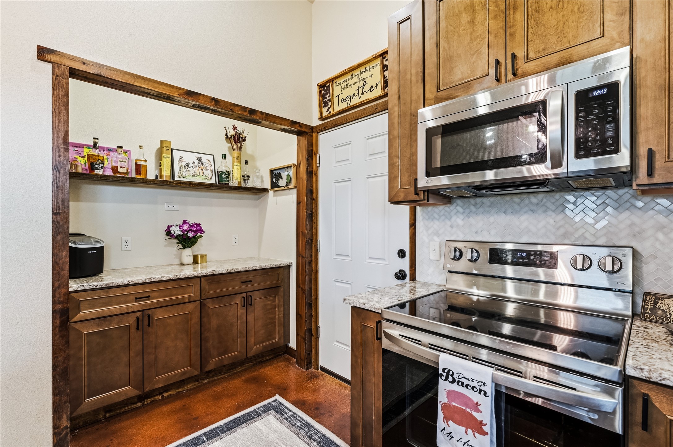 435 County Road 4875