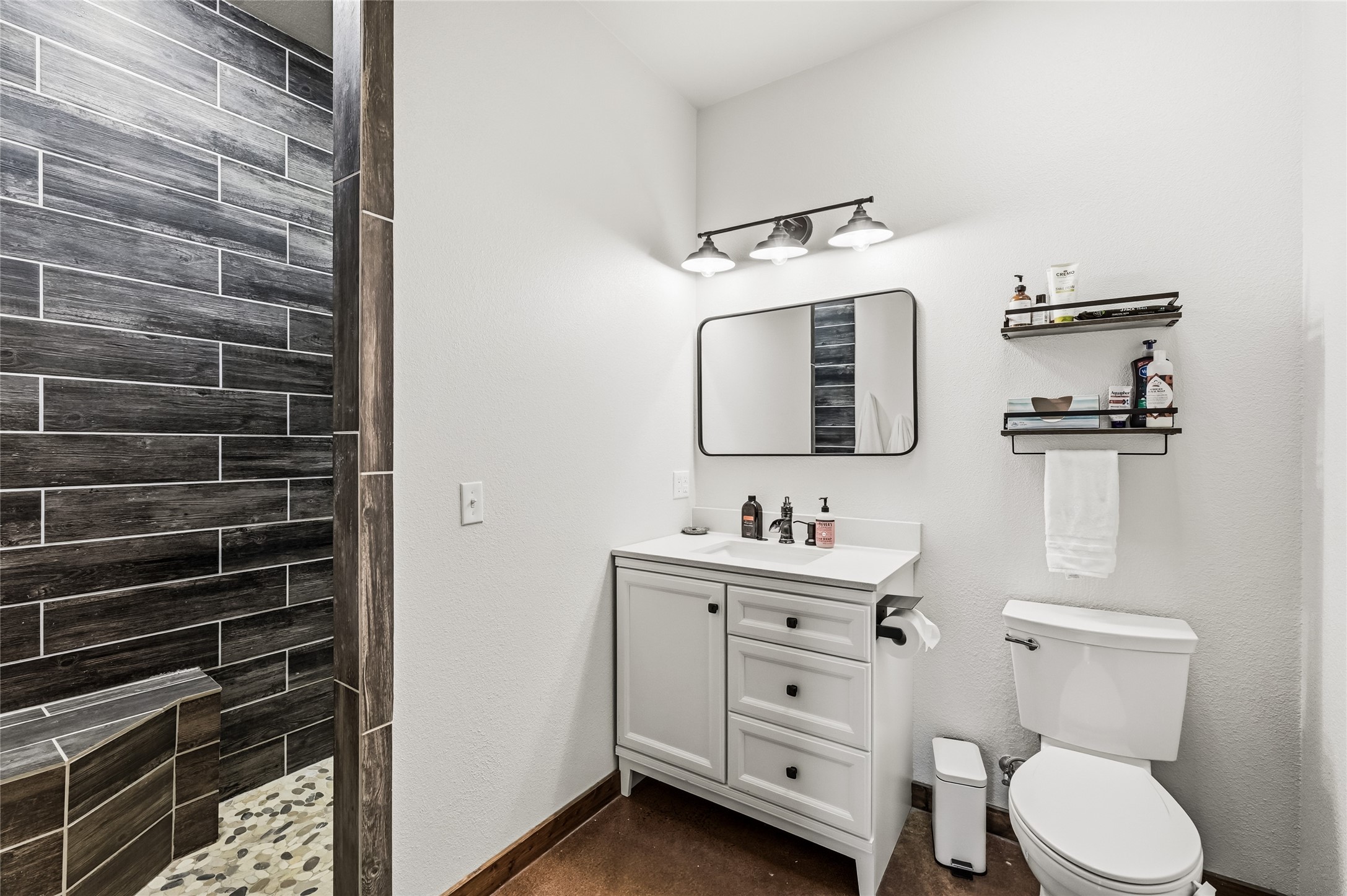 435 County Road 4875