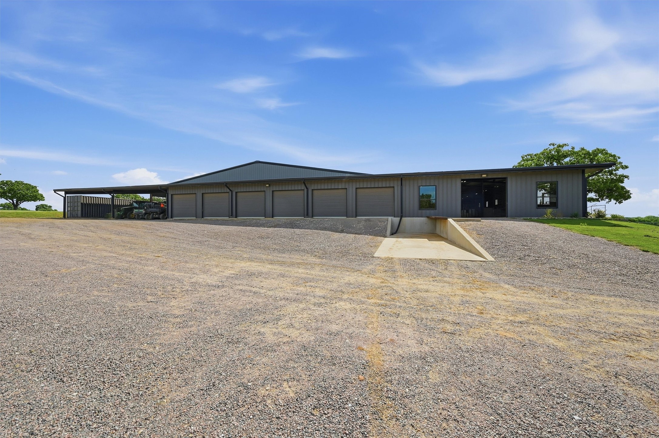 1643 Roland Road