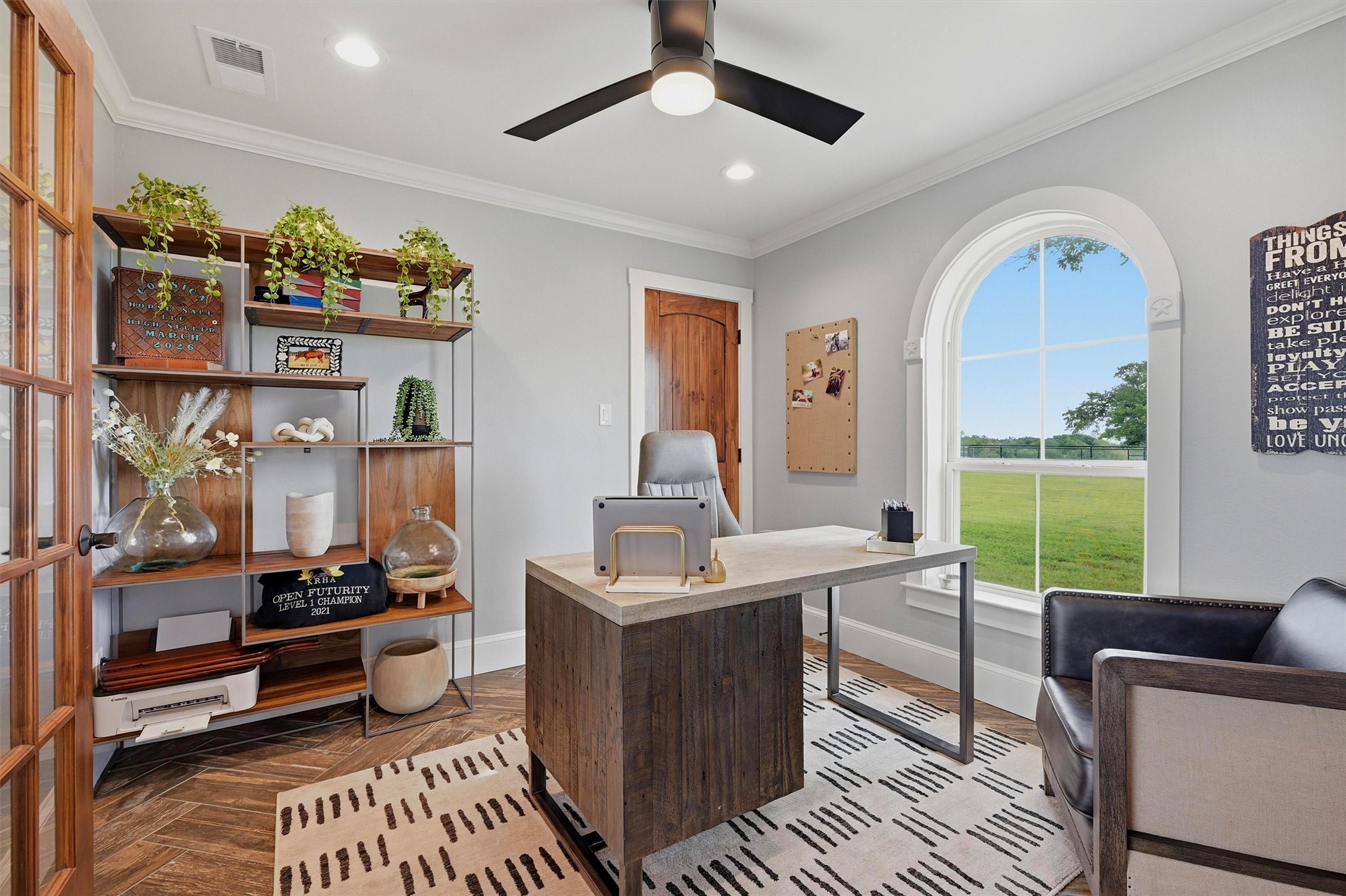 1643-1861 Roland Road