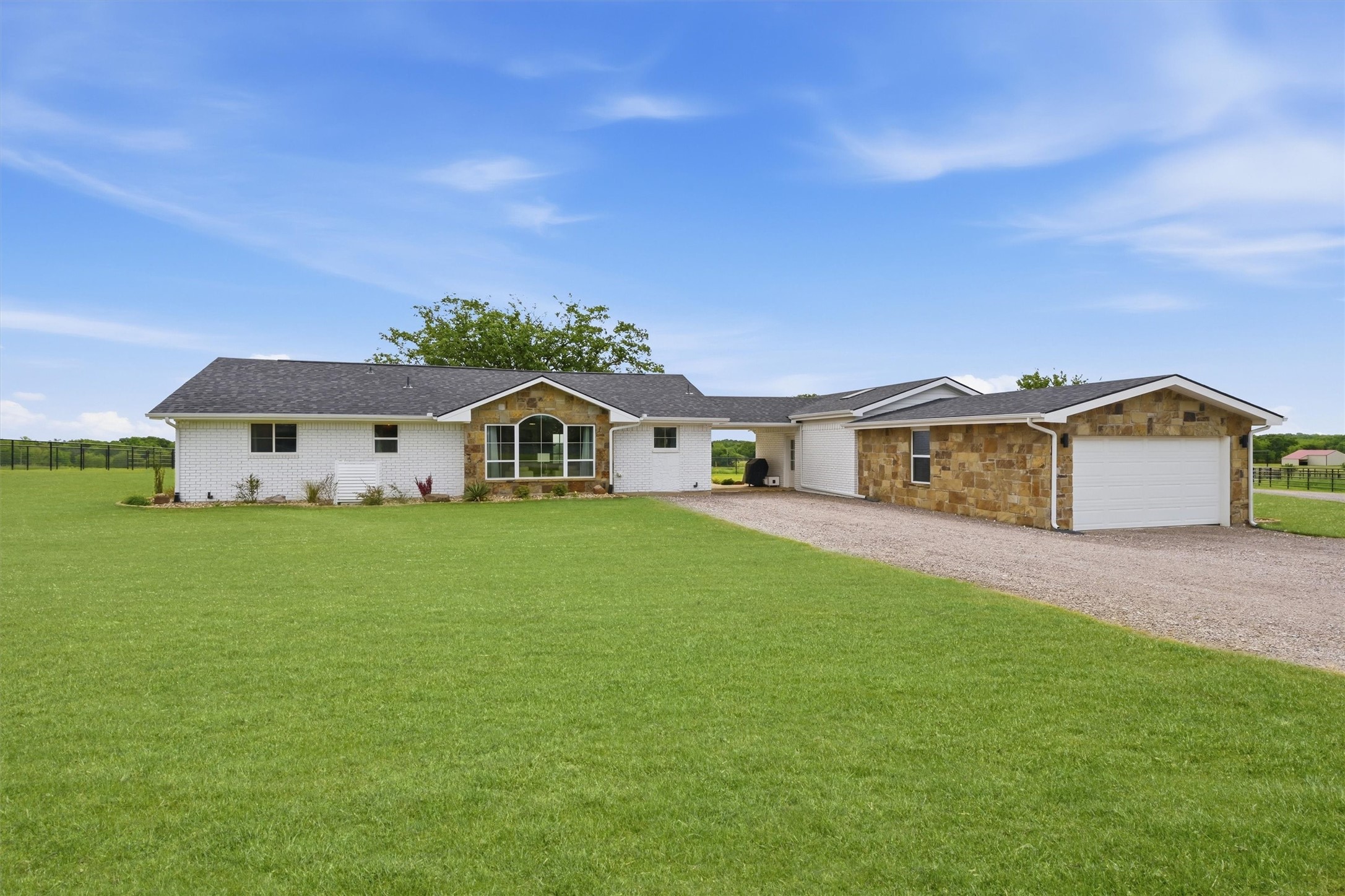 1643-1861 Roland Road