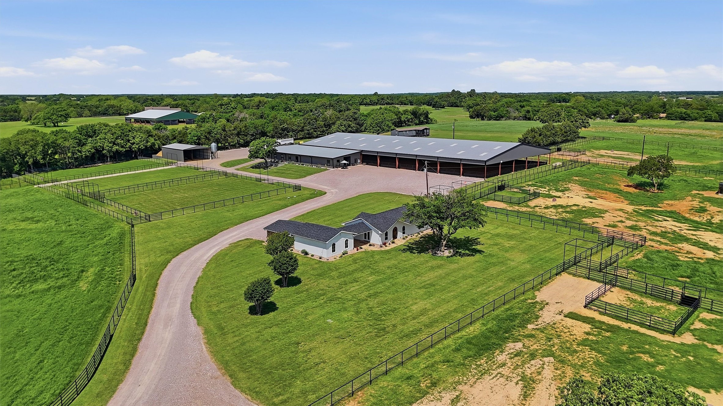 1643-1861 Roland Road