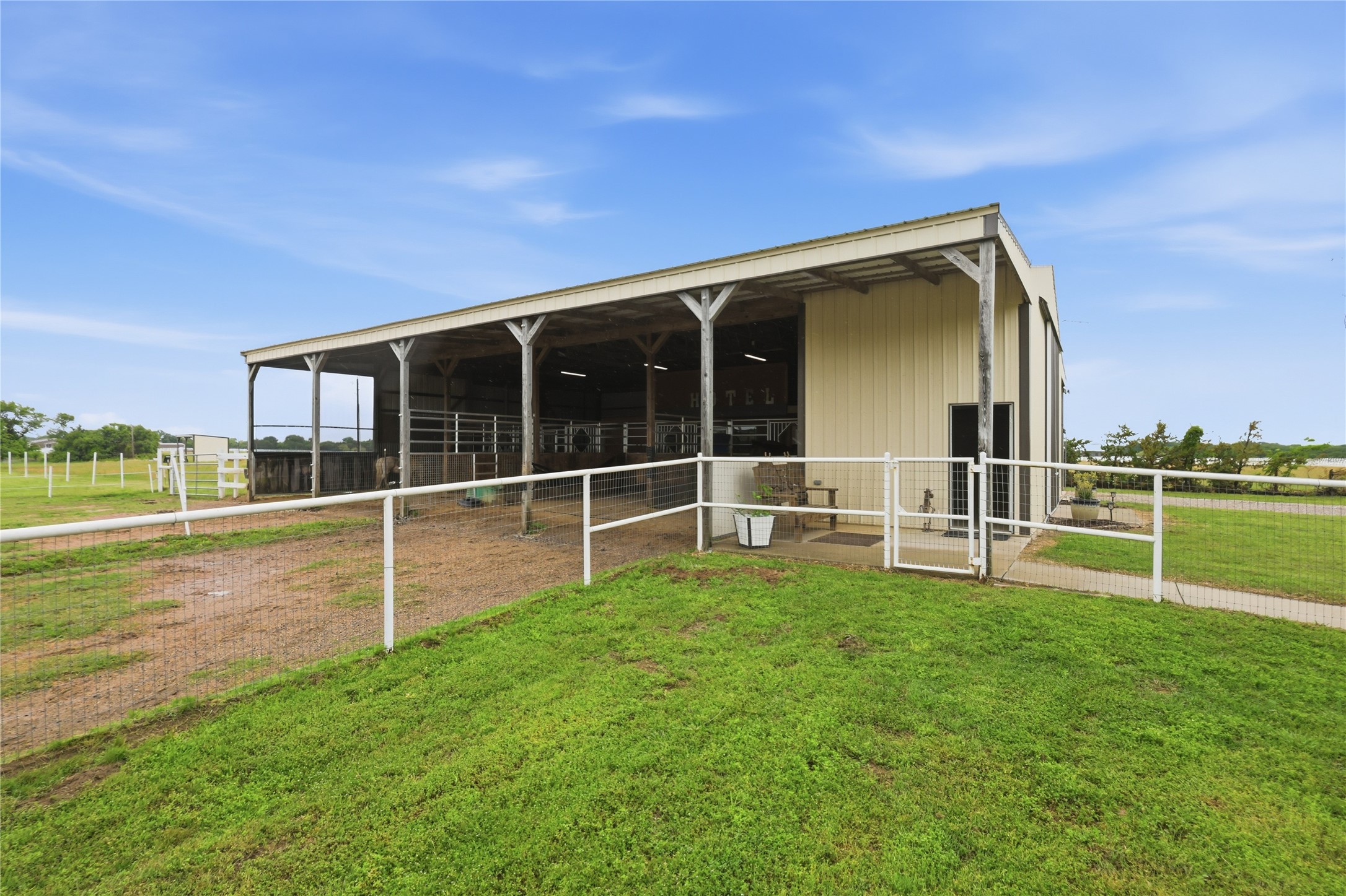 198 County Road 1262