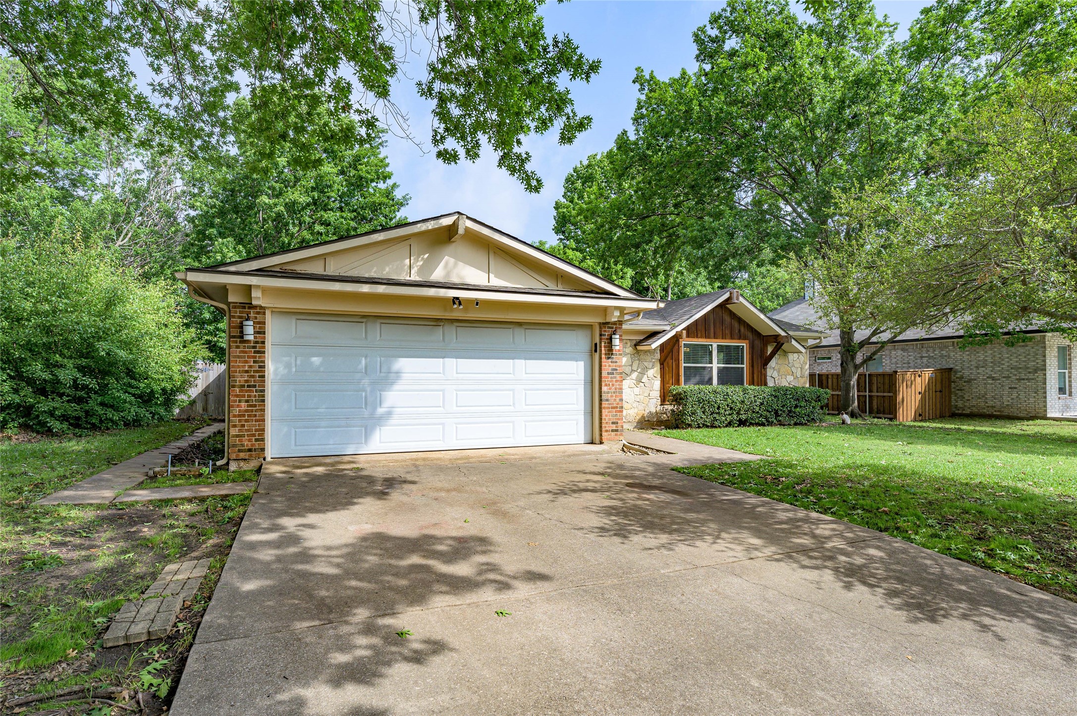 1028 S Idlewild Drive