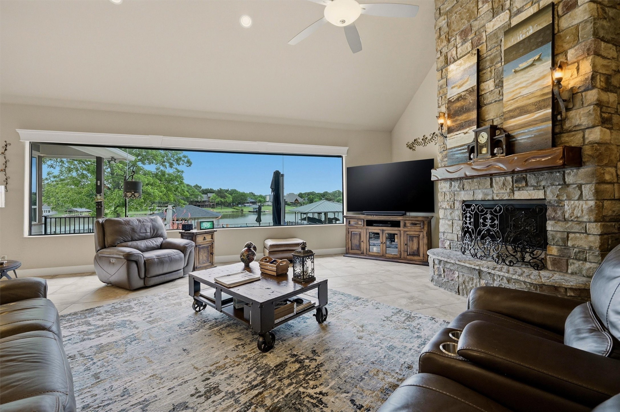 114 Blackfoot Trail