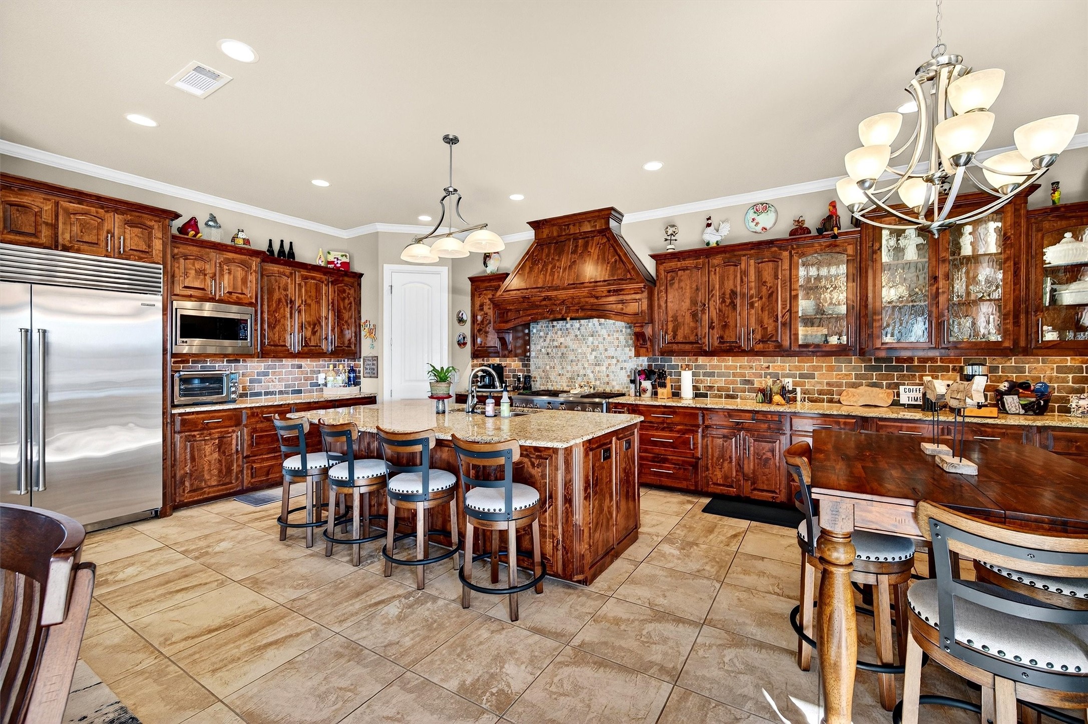 114 Blackfoot Trail