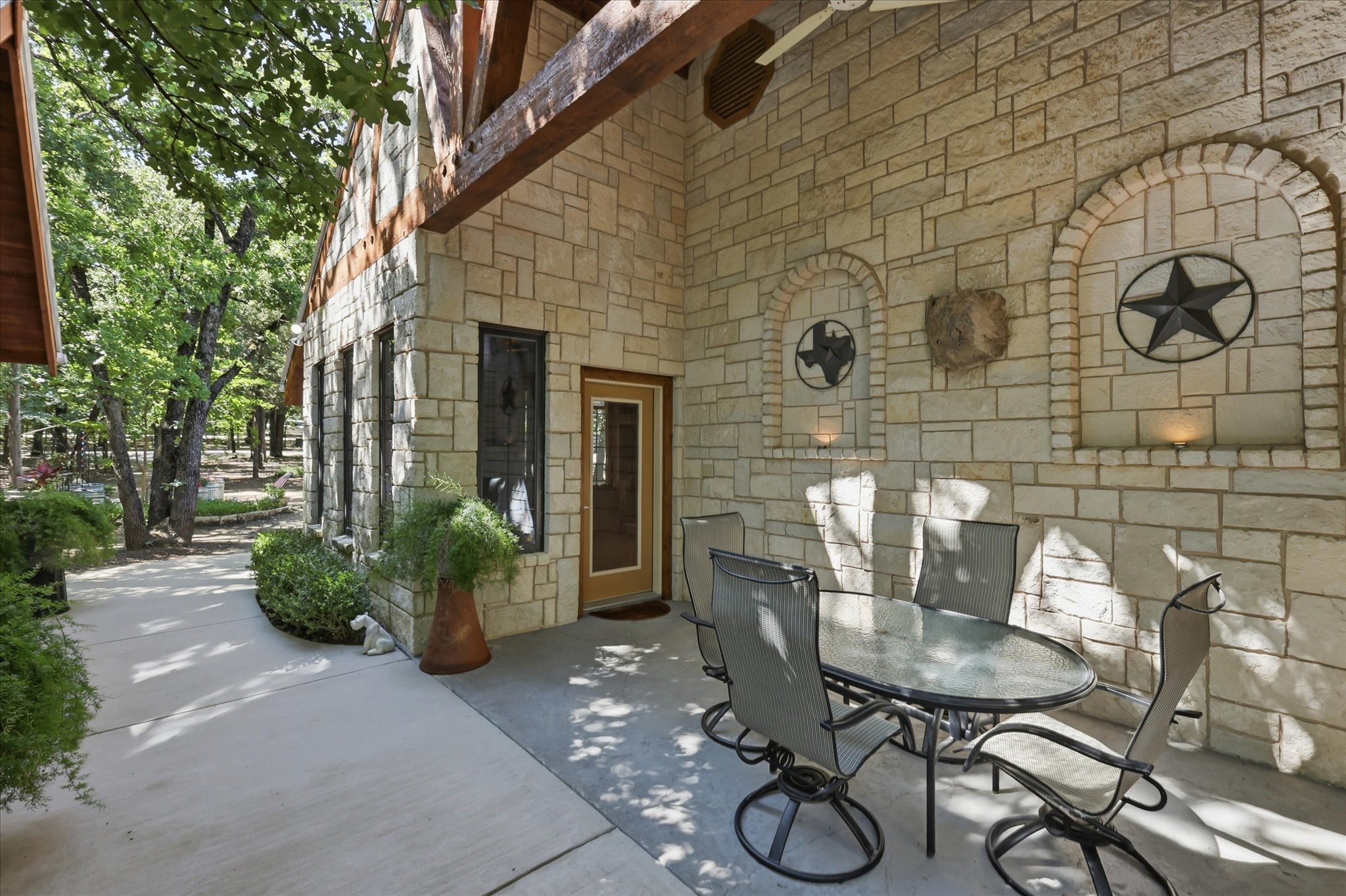 23833 Highway 377