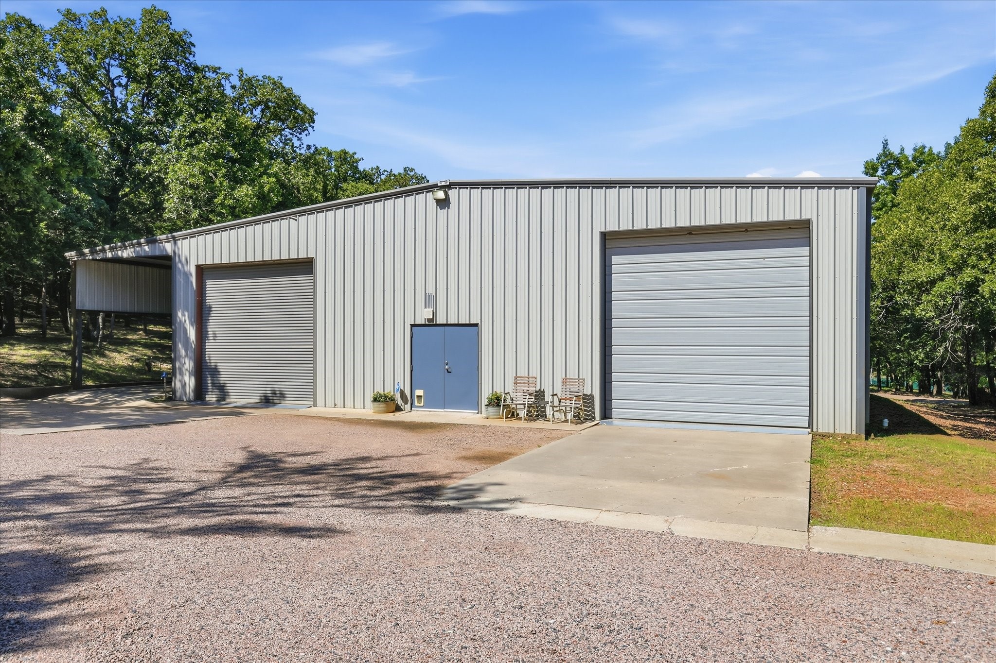23833 Highway 377