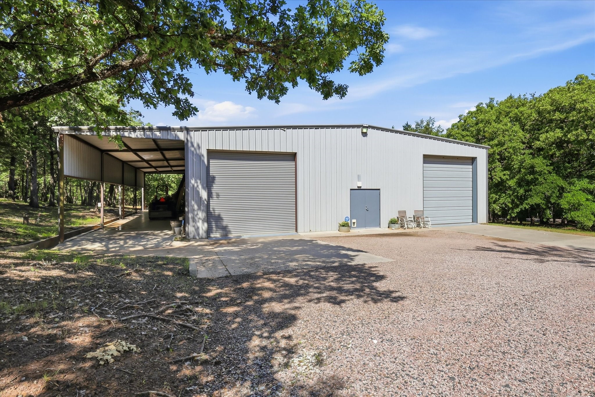 23833 Highway 377