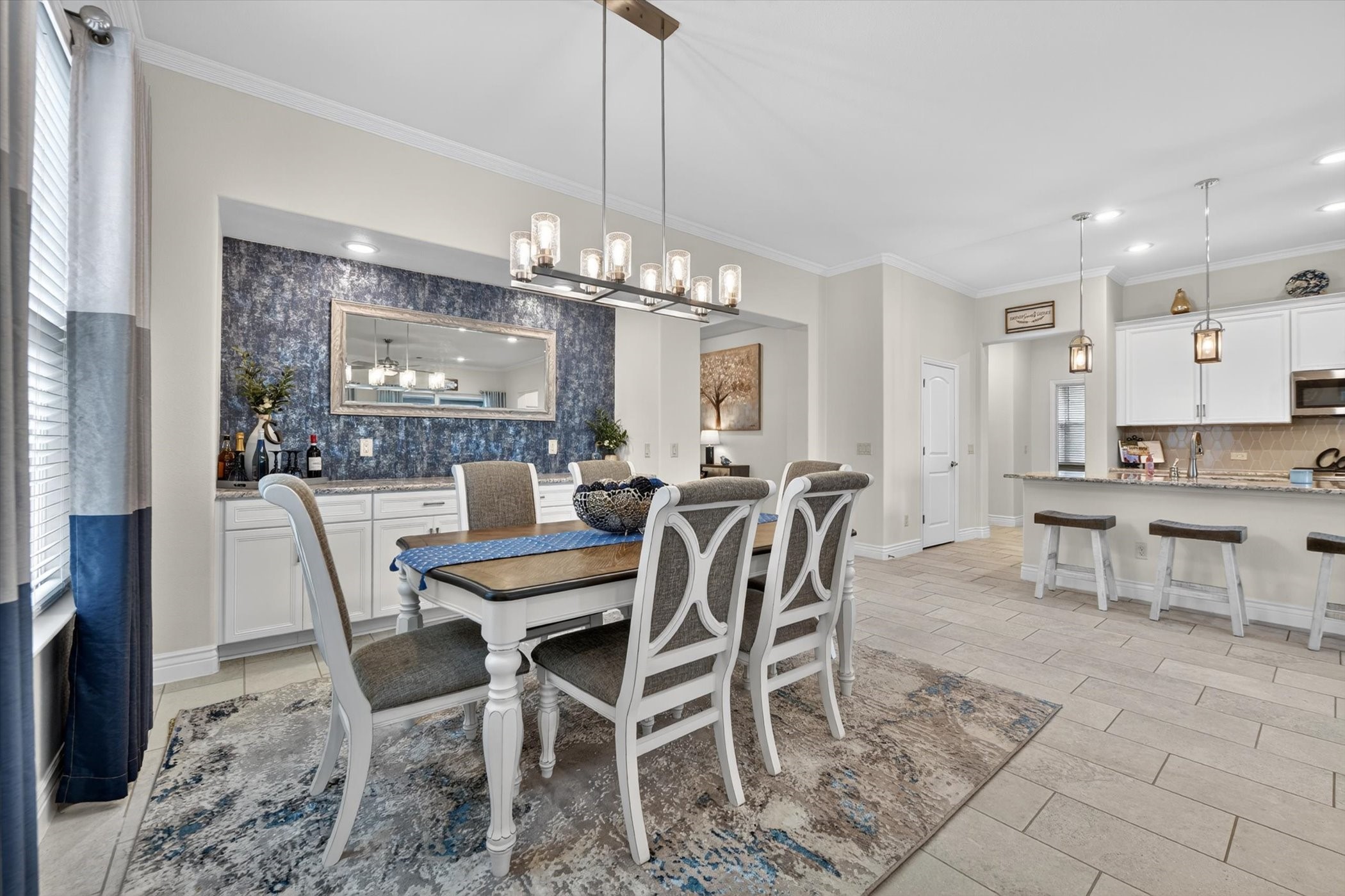 9808 Silver Rock Way