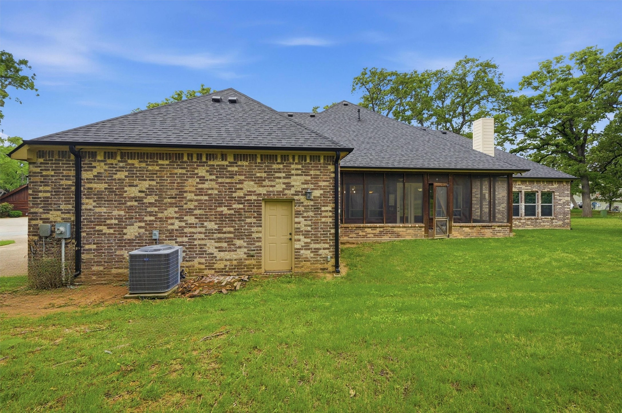1107 Kiowa Drive E