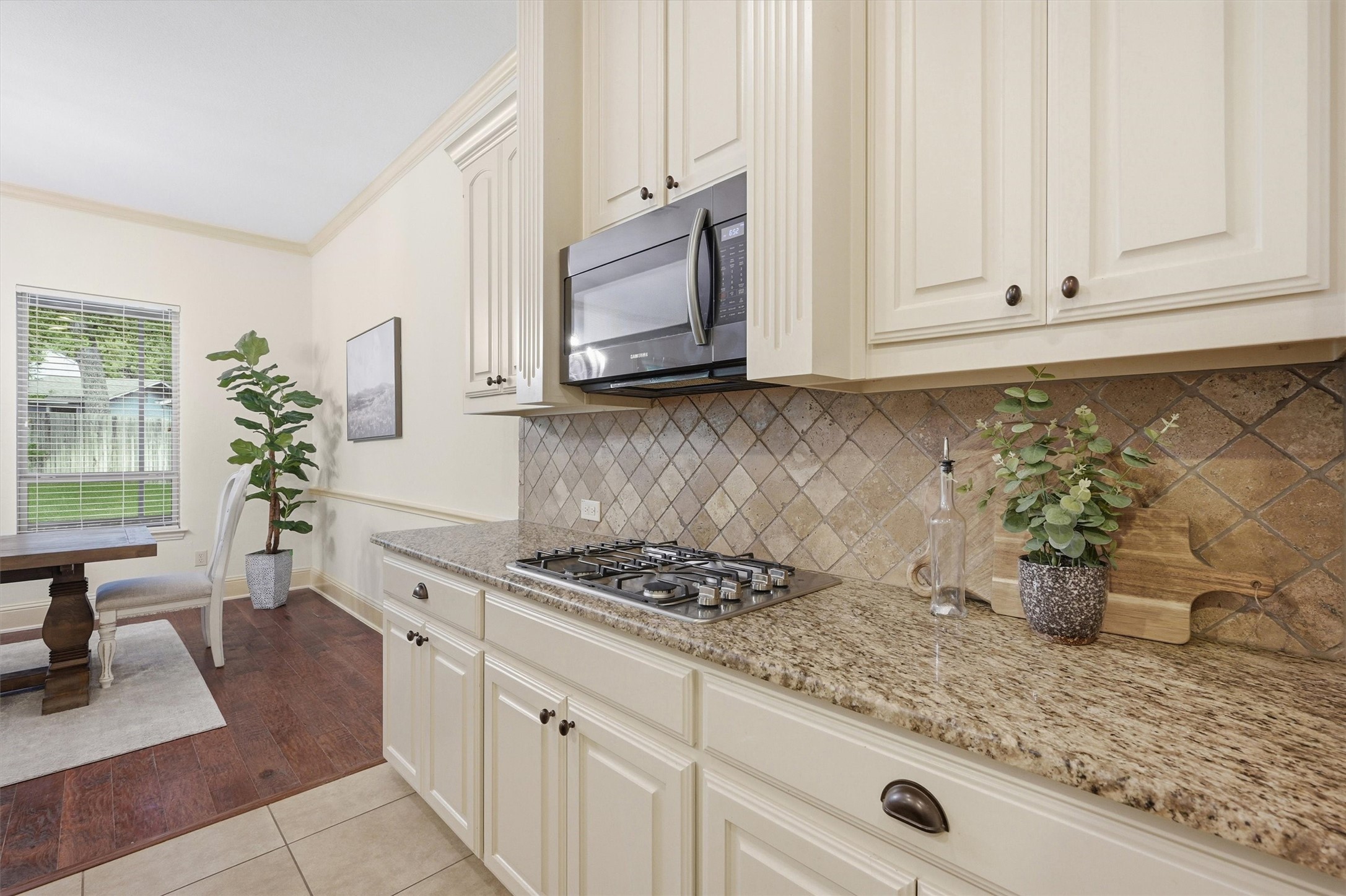 1107 Kiowa Drive E