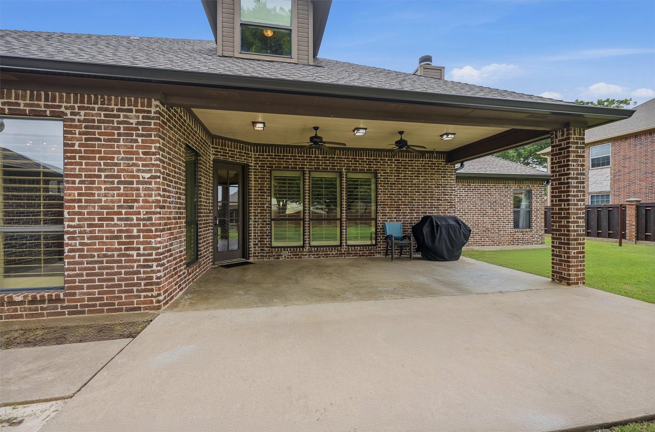 201 Hillside Lane
