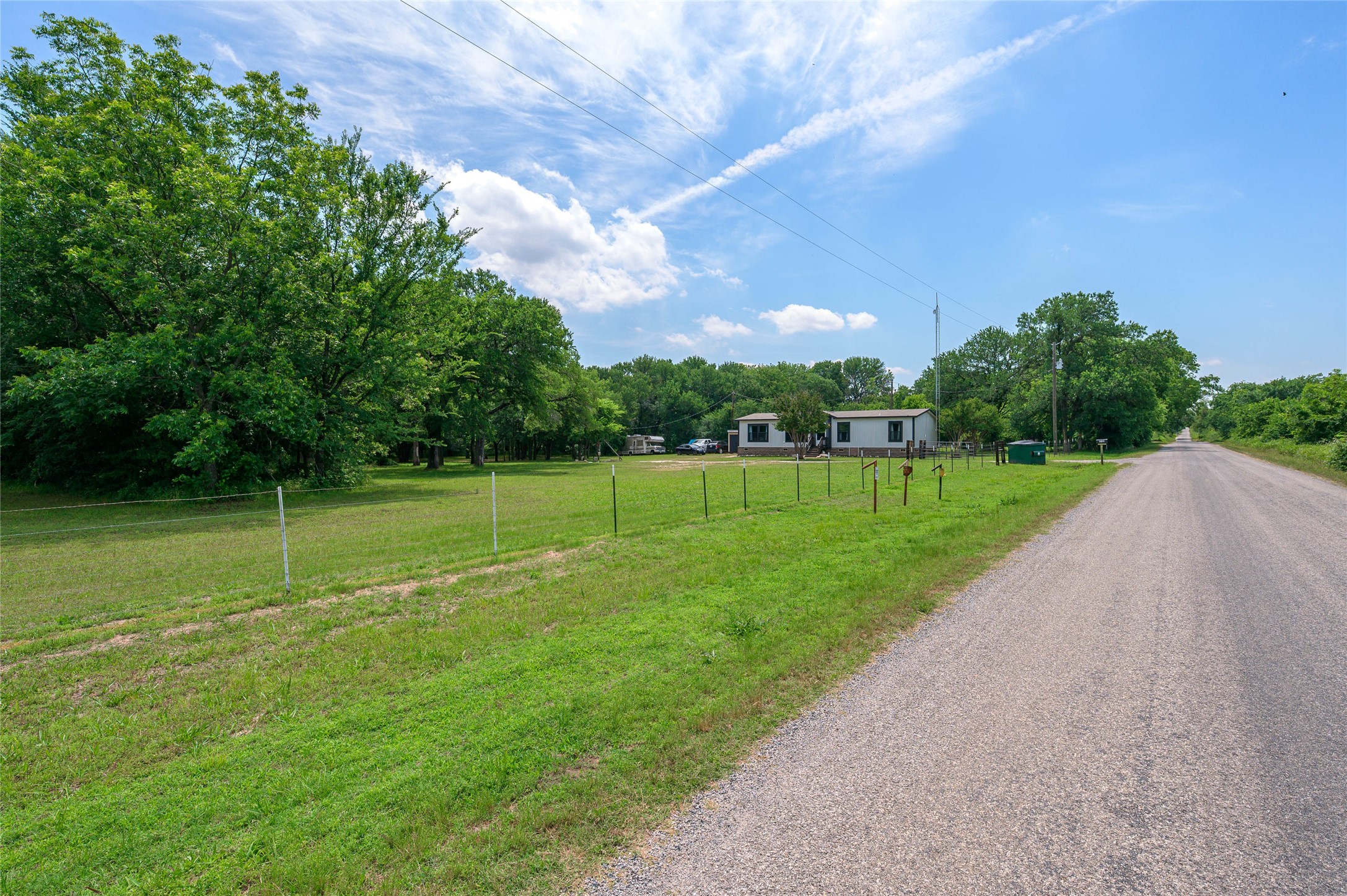 1742 Reynolds Lane