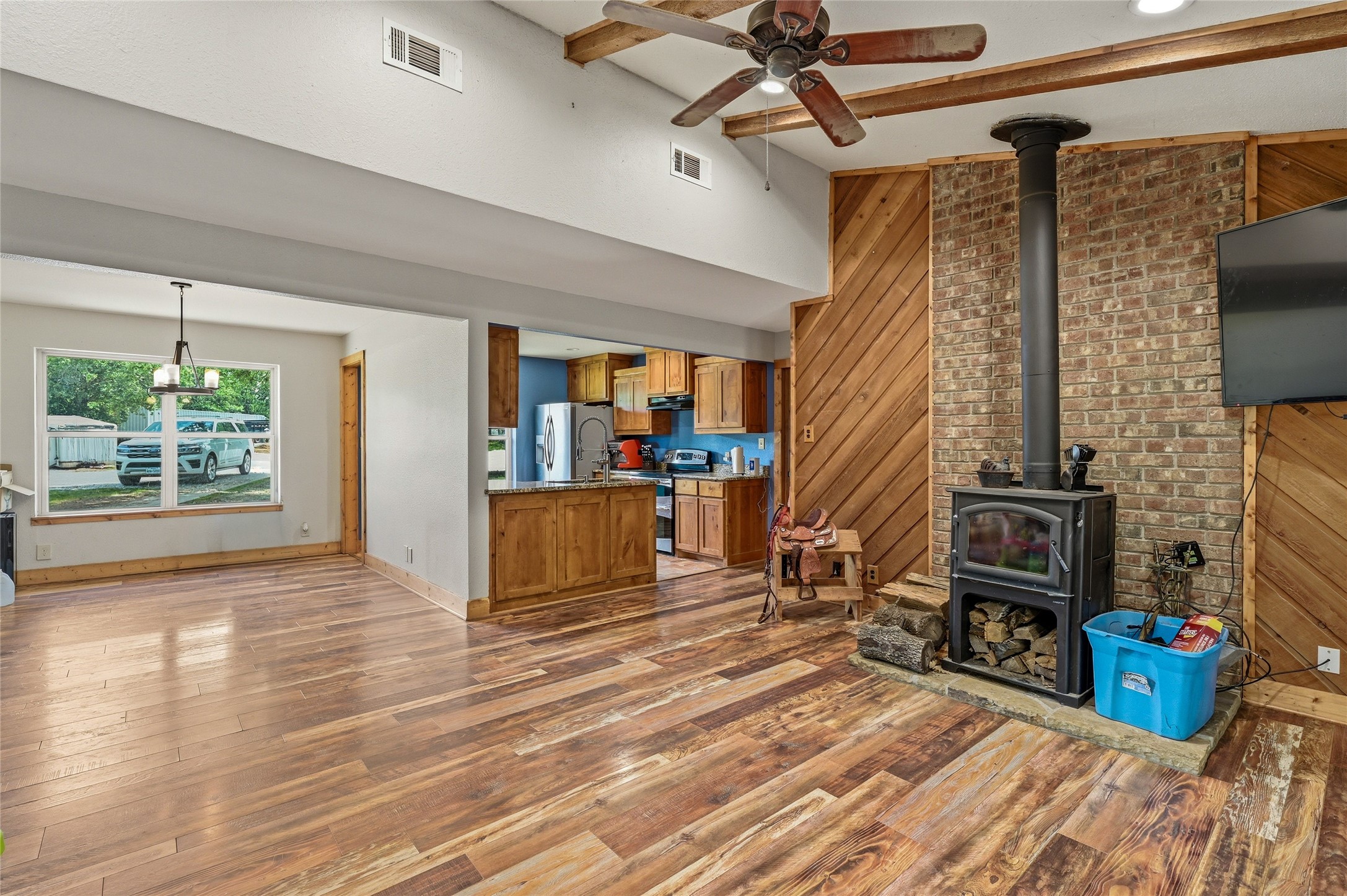 1111 Riley Road