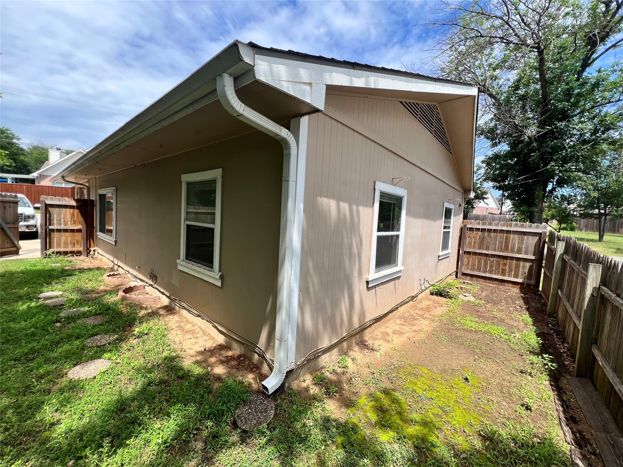 600 Lake Drive
