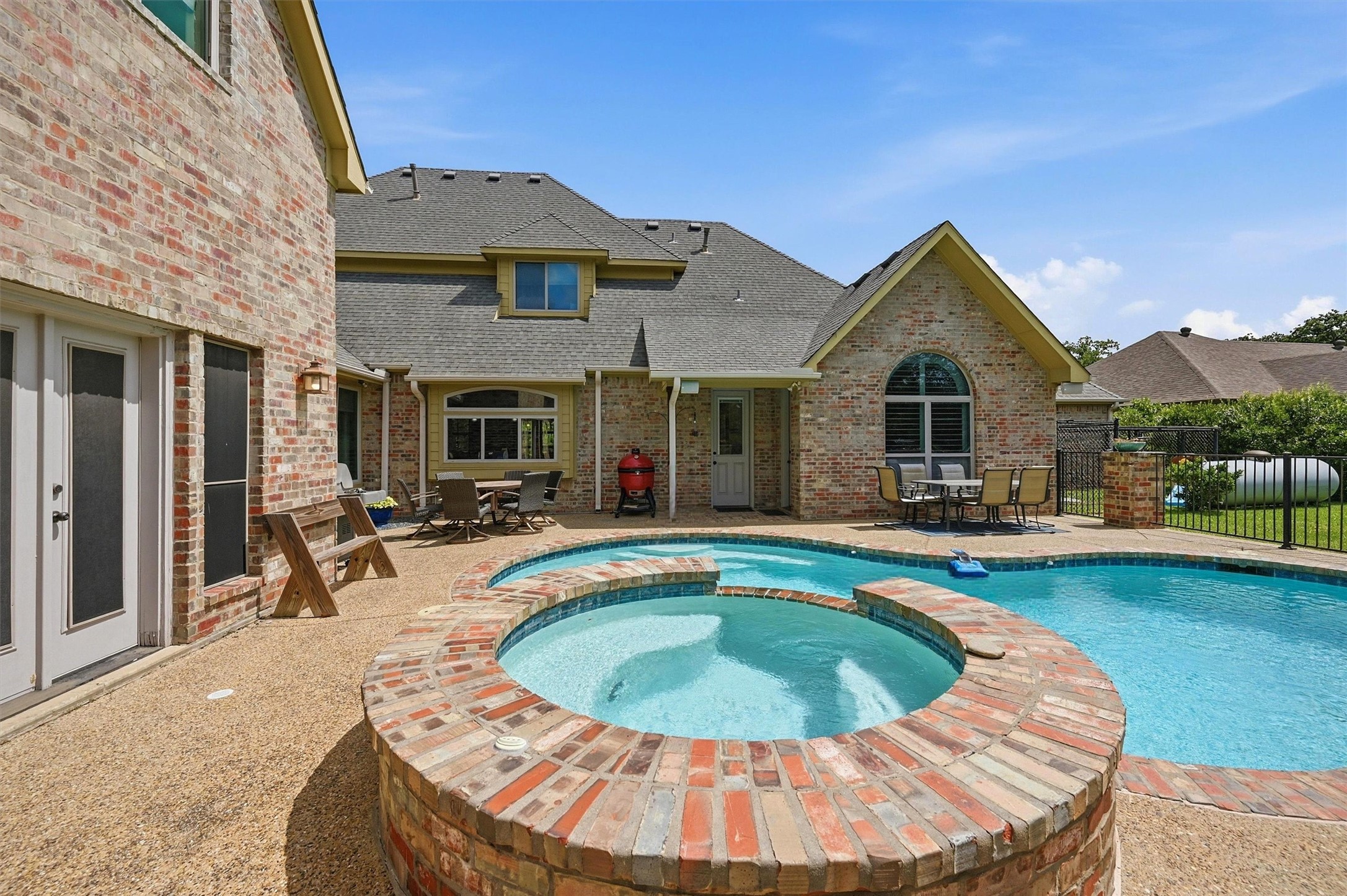 107 Iriquois Drive