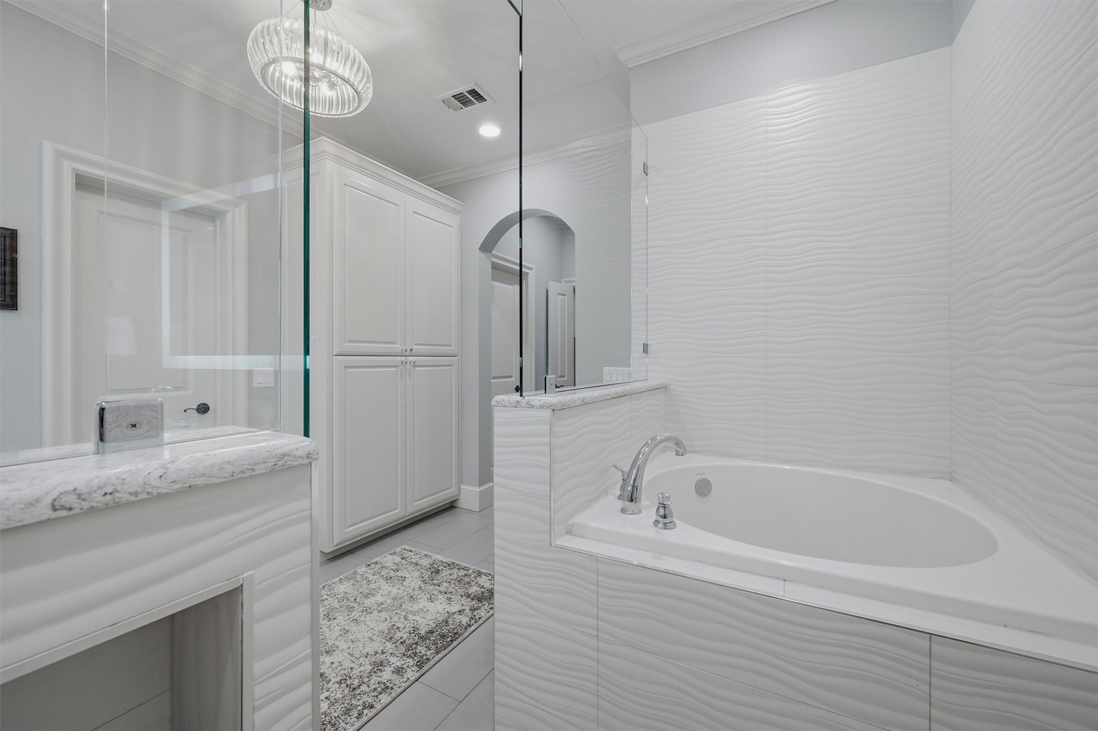107 Iriquois Drive