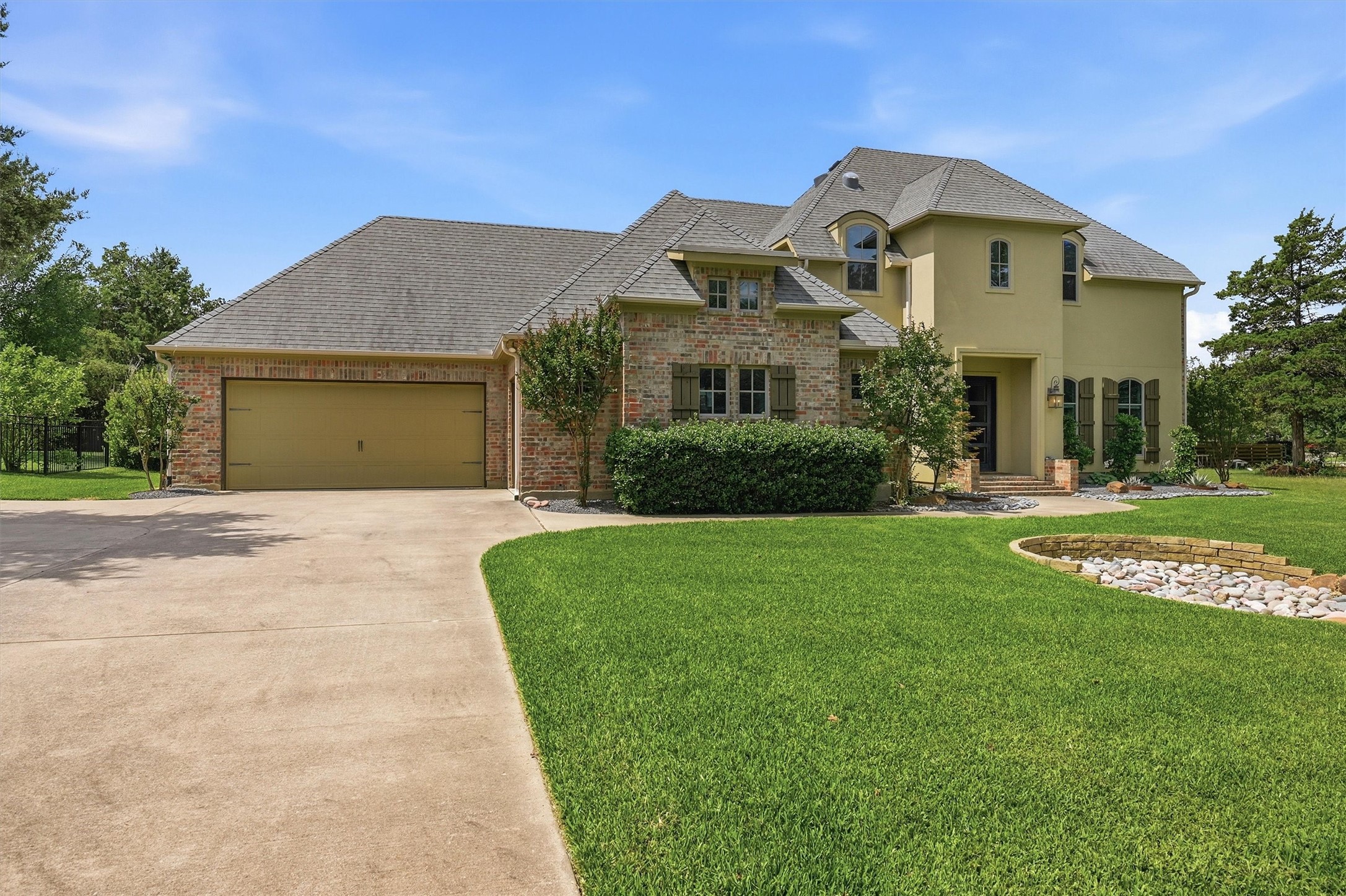 107 Iriquois Drive