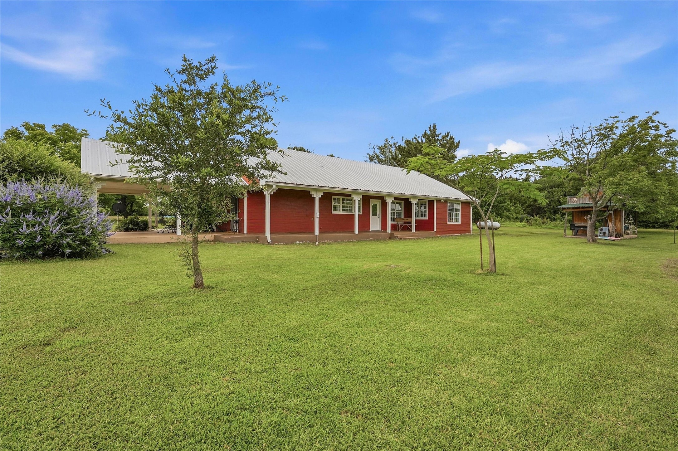 905 Crawford Road