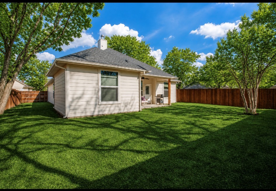 1314 E Pecan Street