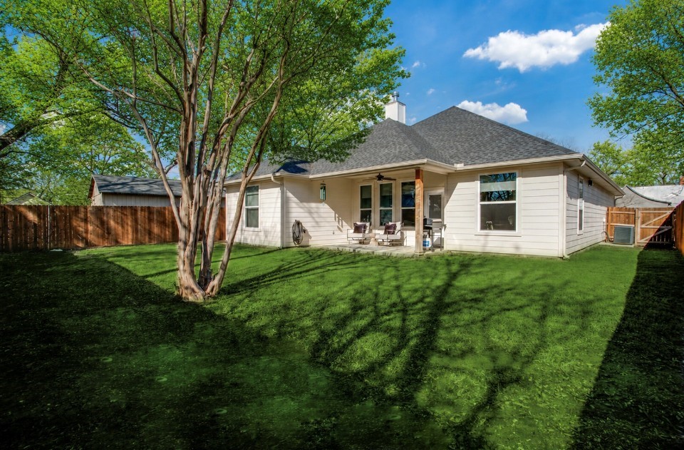 1314 E Pecan Street
