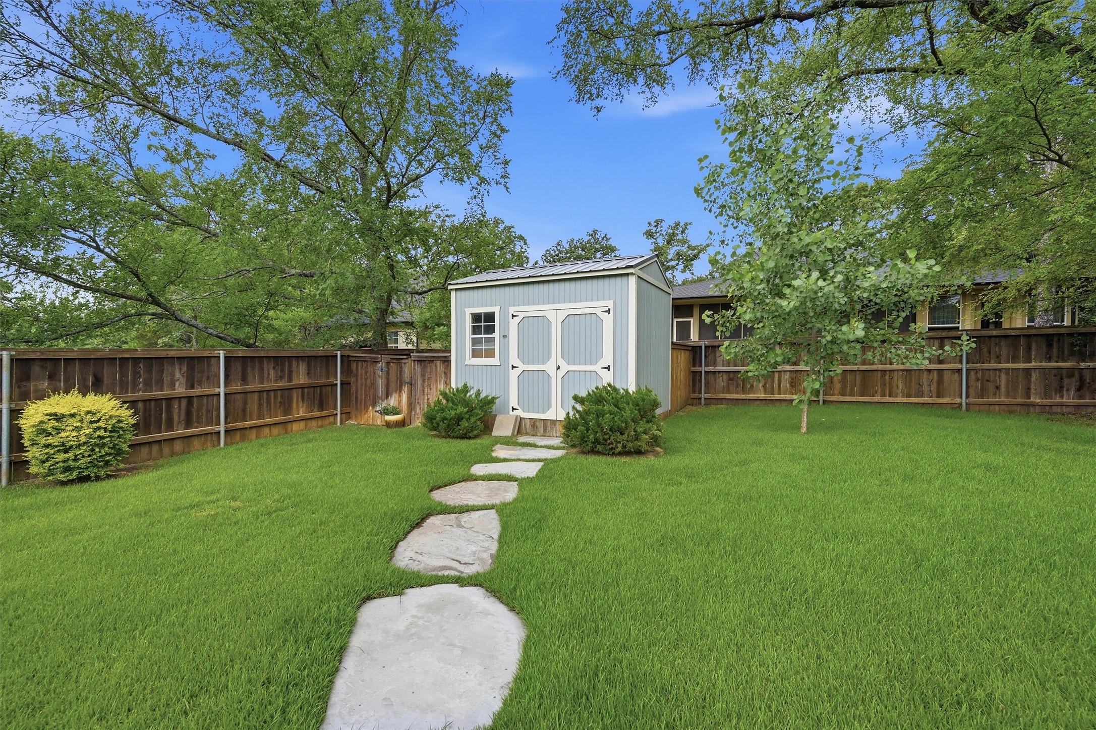 215 Pueblo Drive