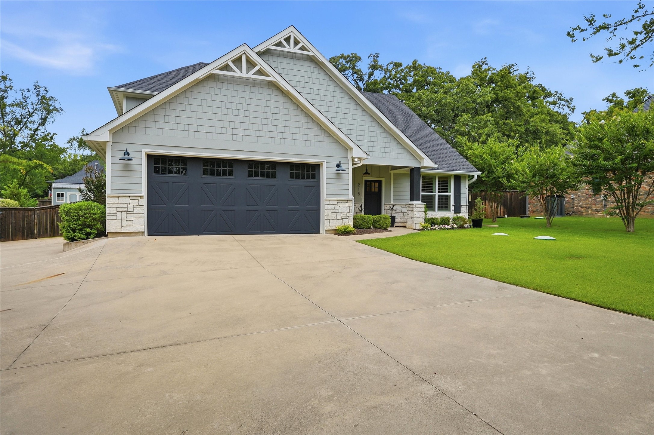215 Pueblo Drive