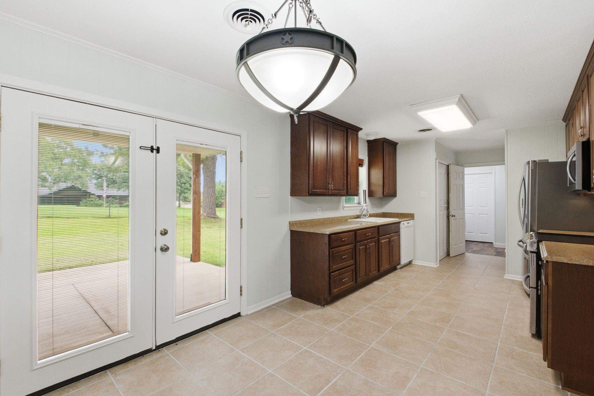 104 Kiowa Drive W