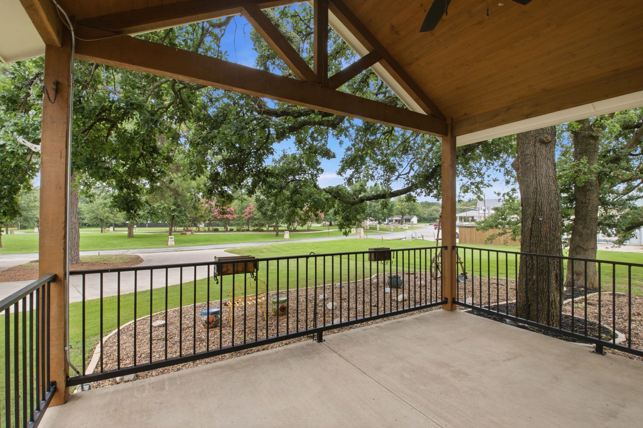 104 Kiowa Drive W