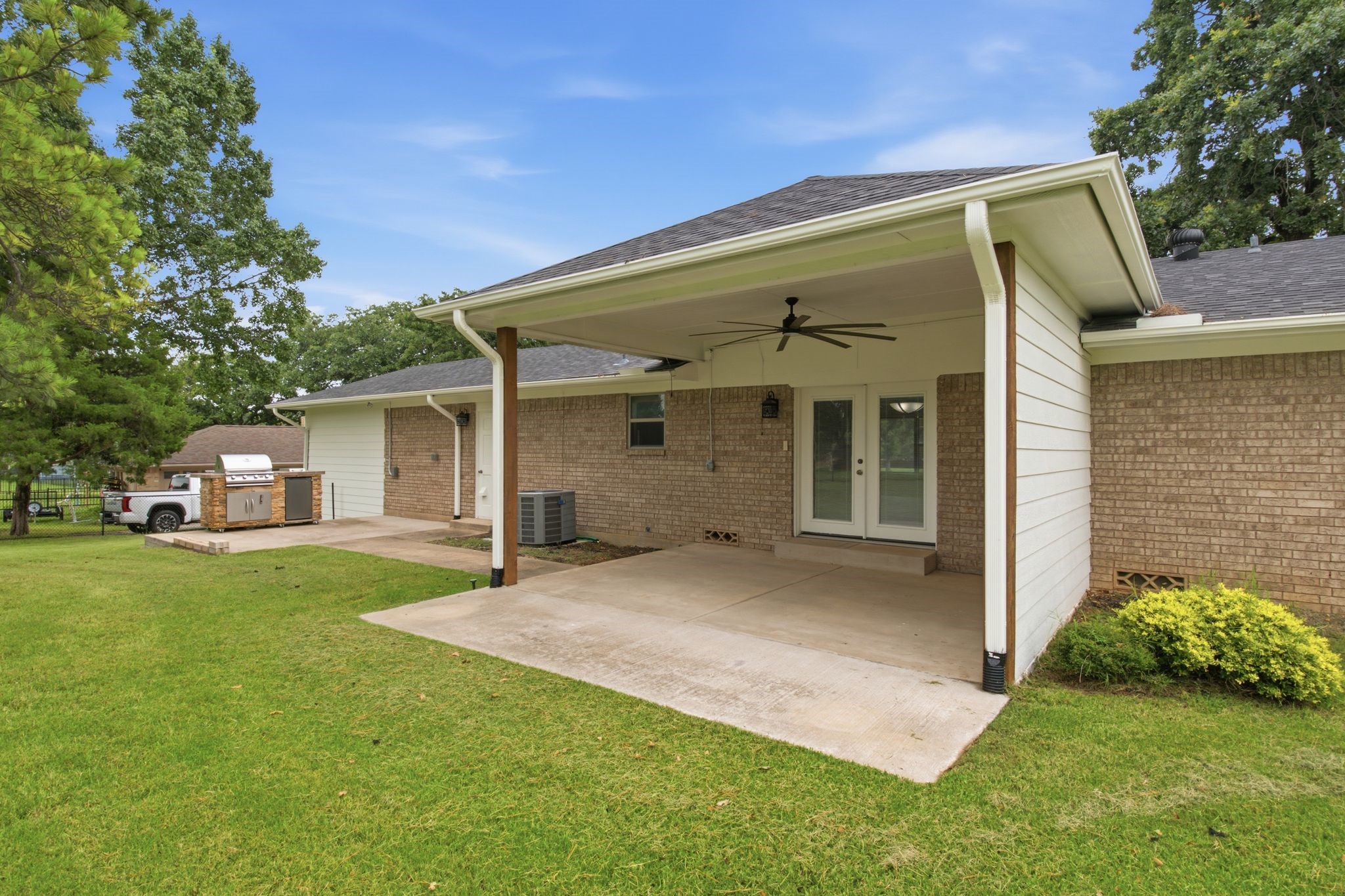 104 Kiowa Drive W