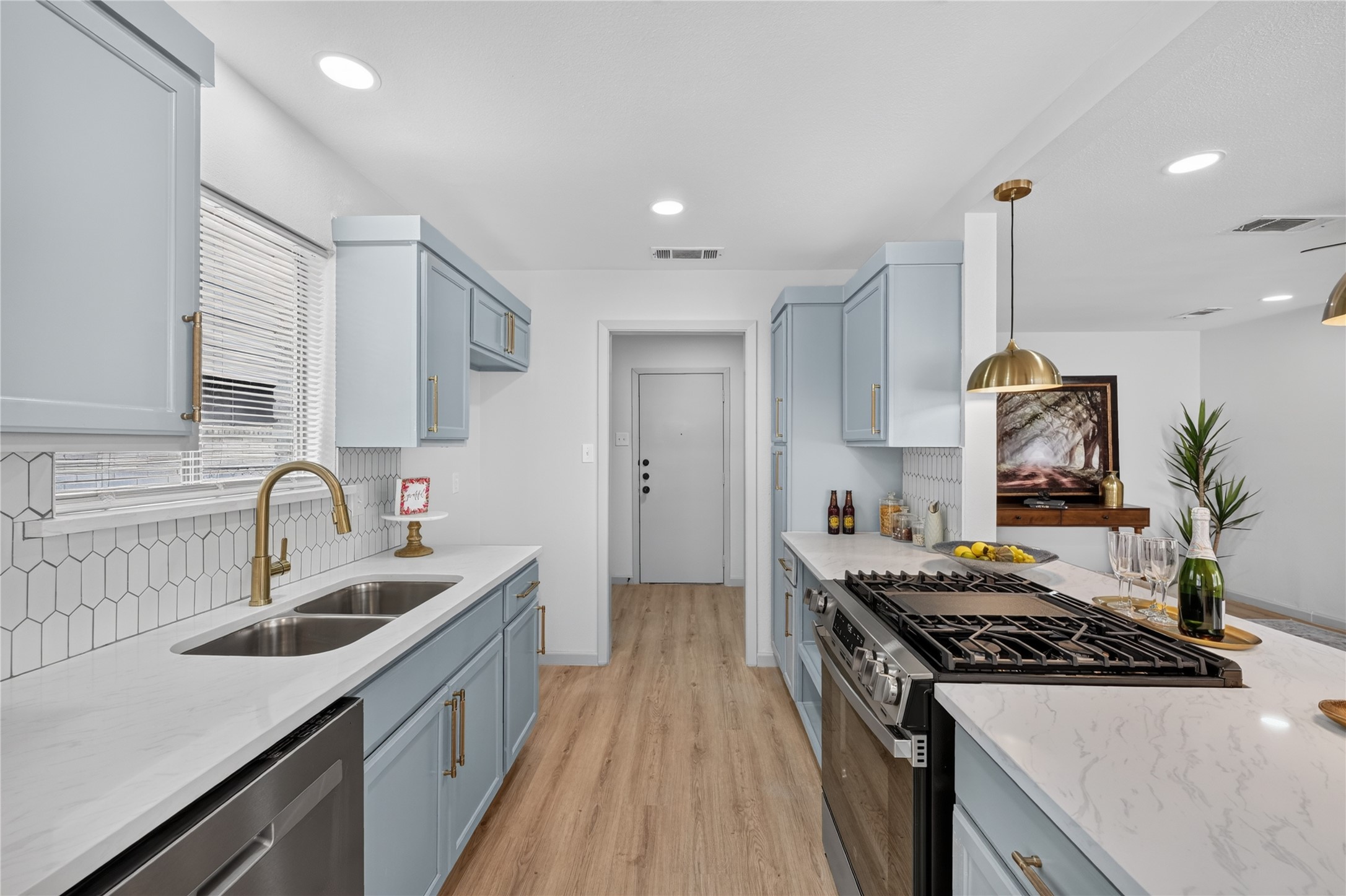 2507 Foxcroft Circle