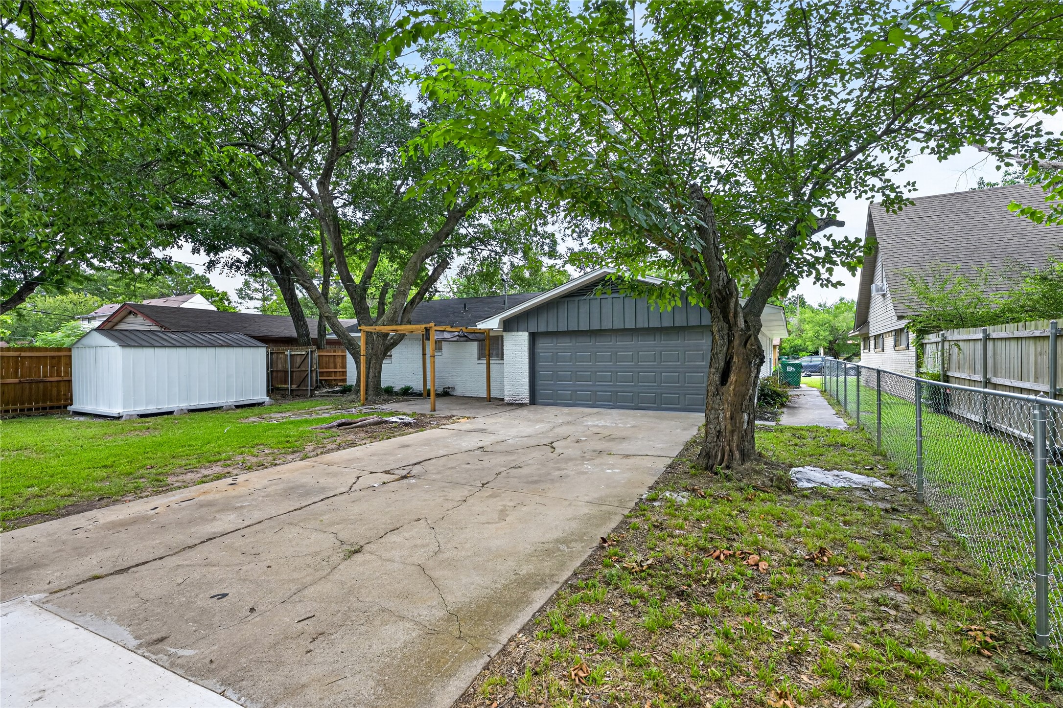 2507 Foxcroft Circle
