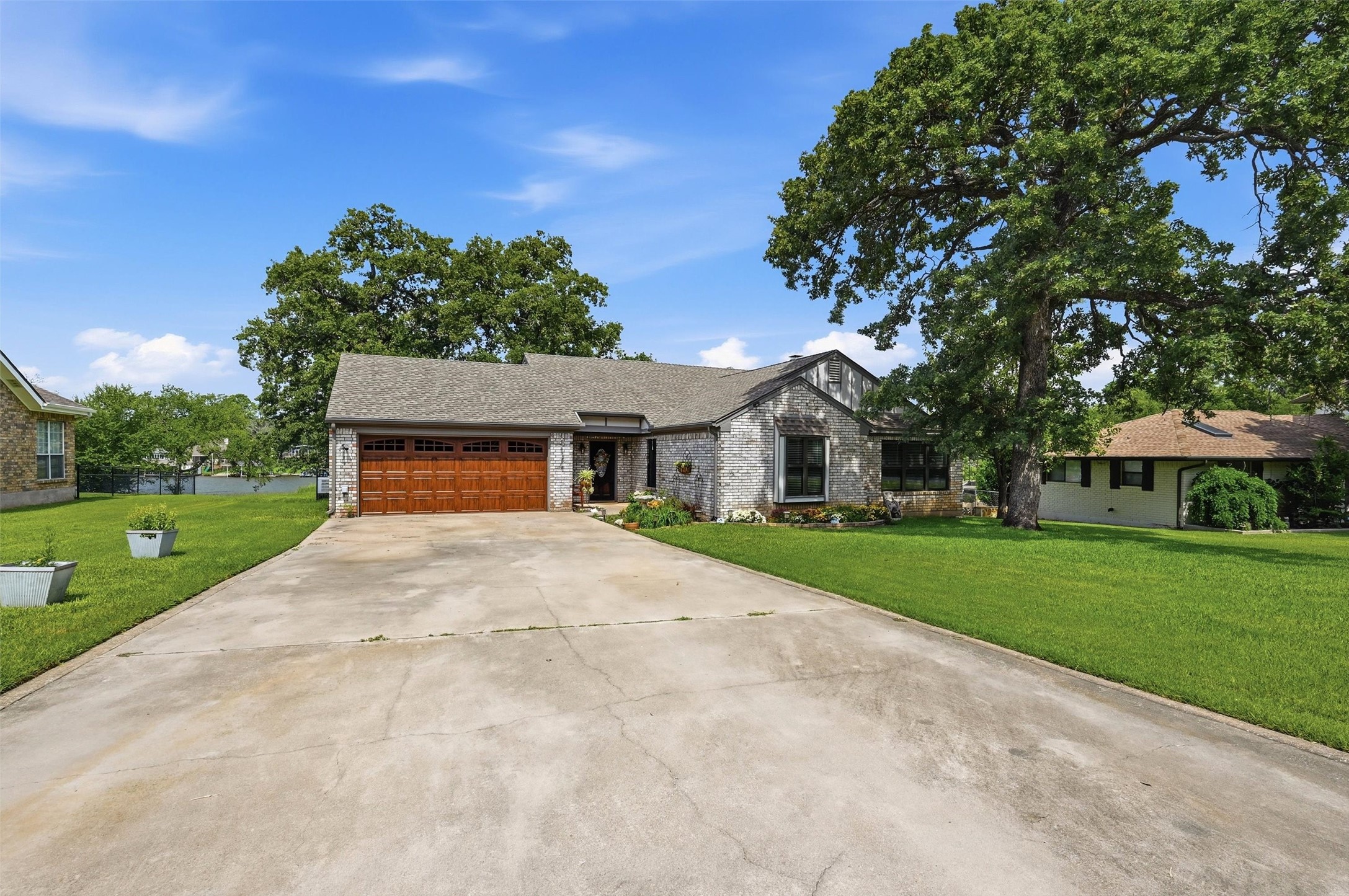 1344 Kiowa Drive E