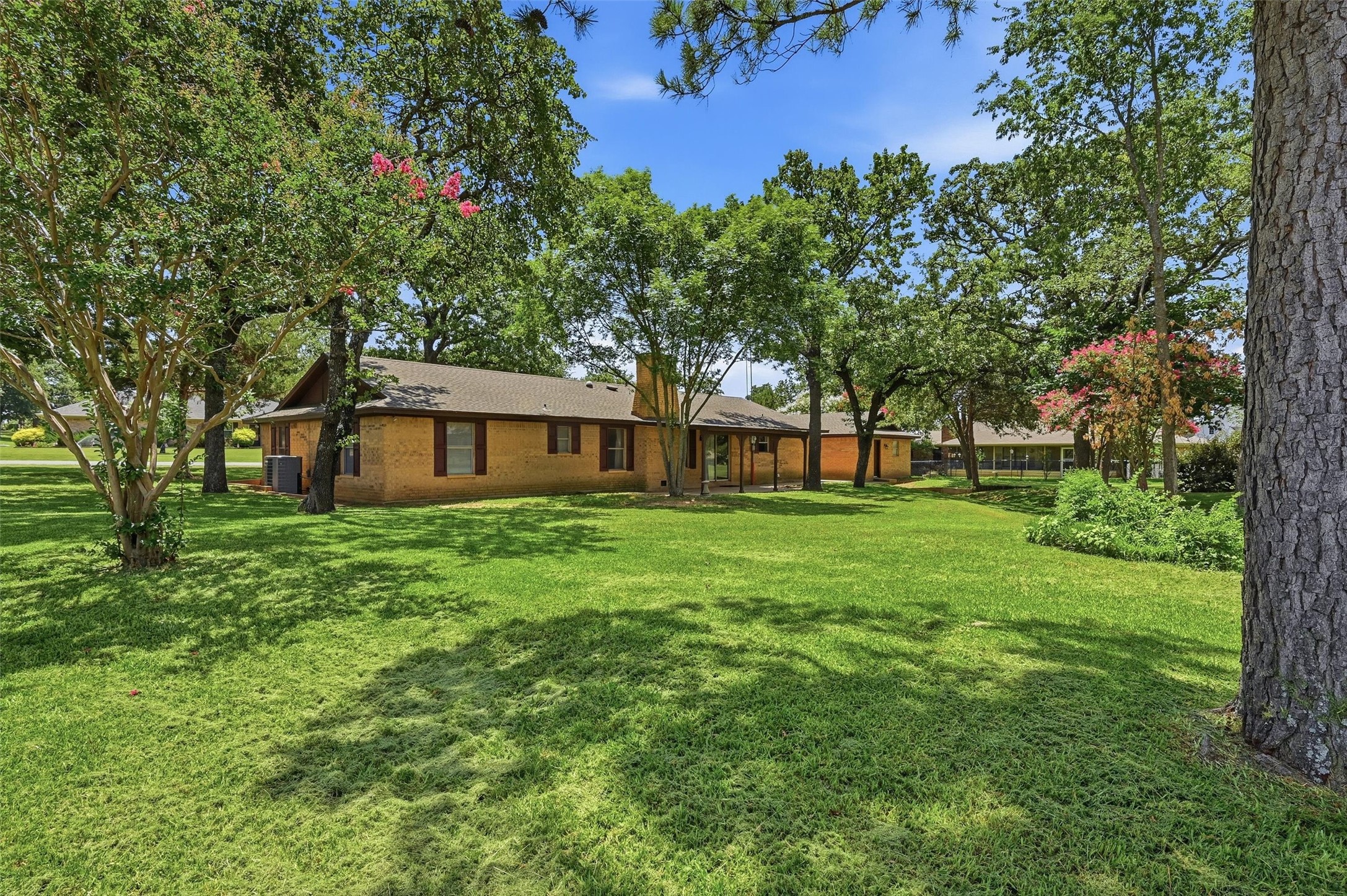 100 Mohican Trail