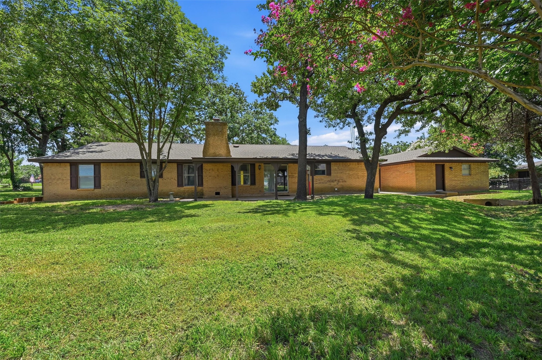 100 Mohican Trail