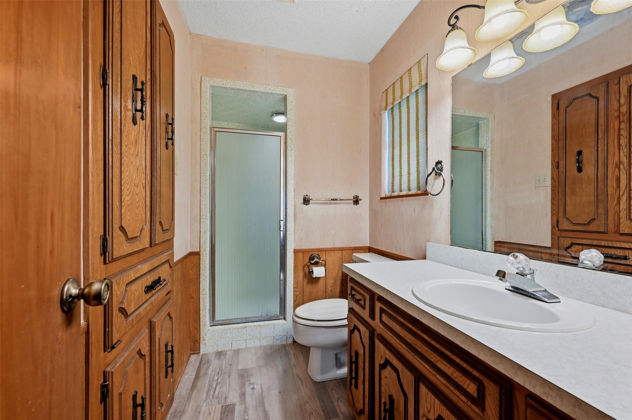 100 Mohican Trail