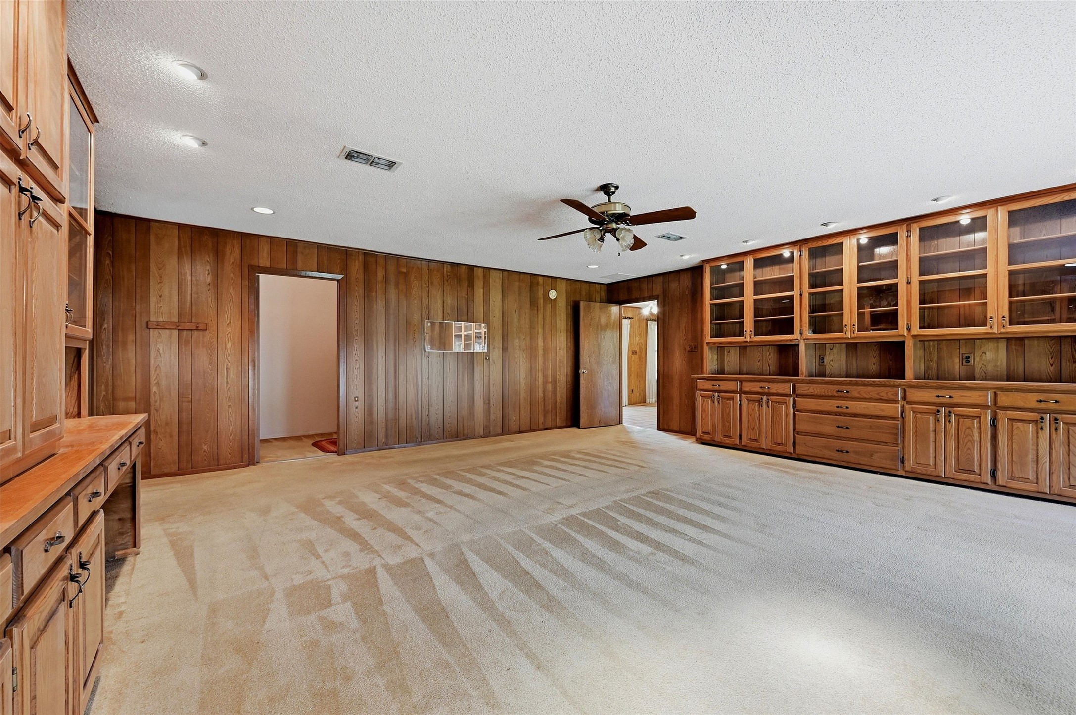 100 Mohican Trail