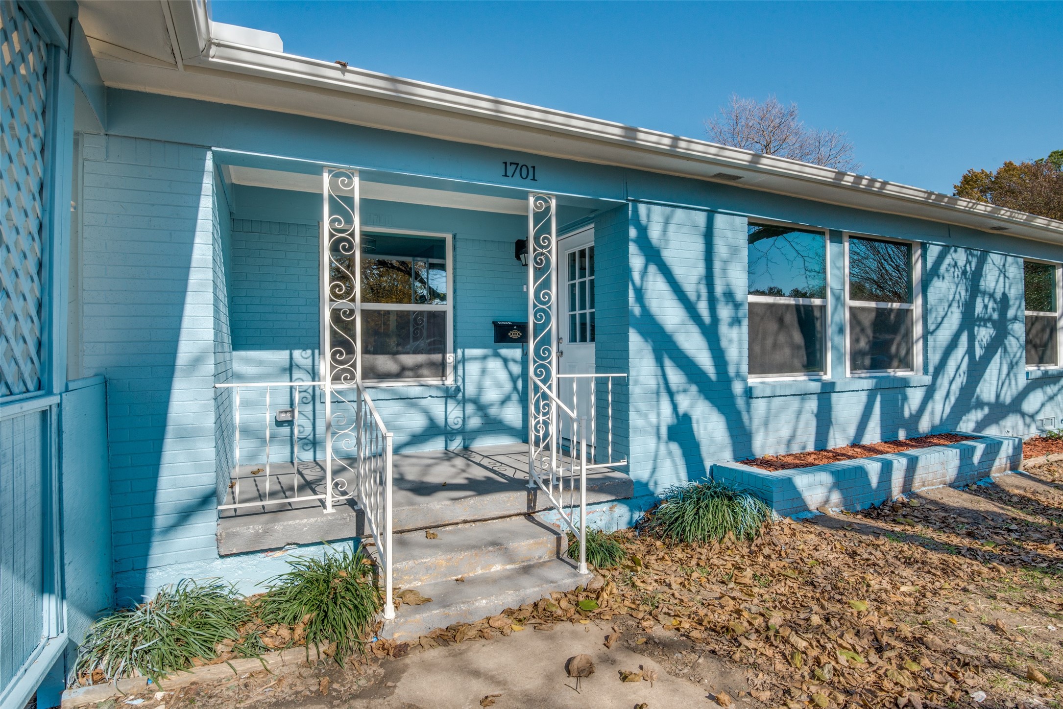 1701 Merrywood Way