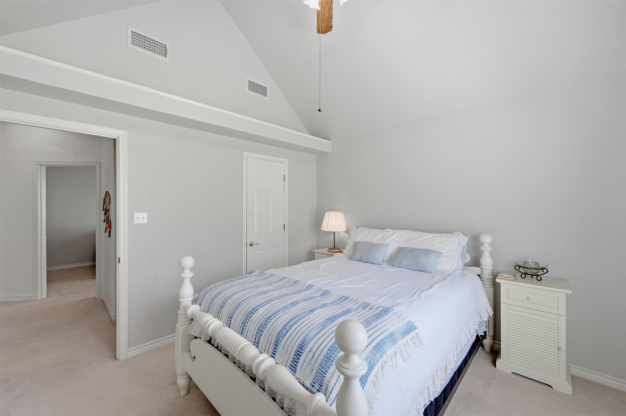 102 Mohawk Cove