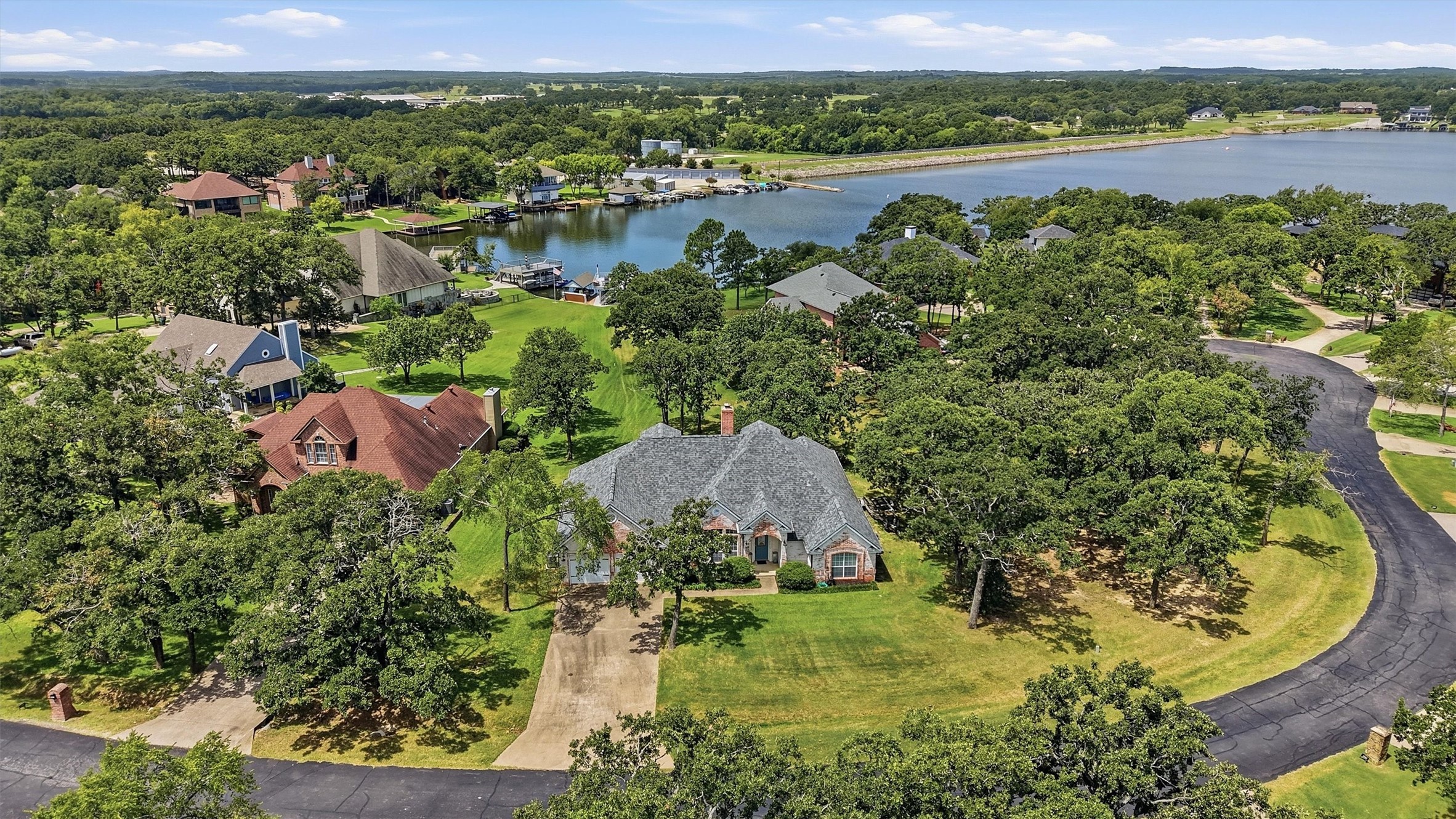 102 Mohawk Cove