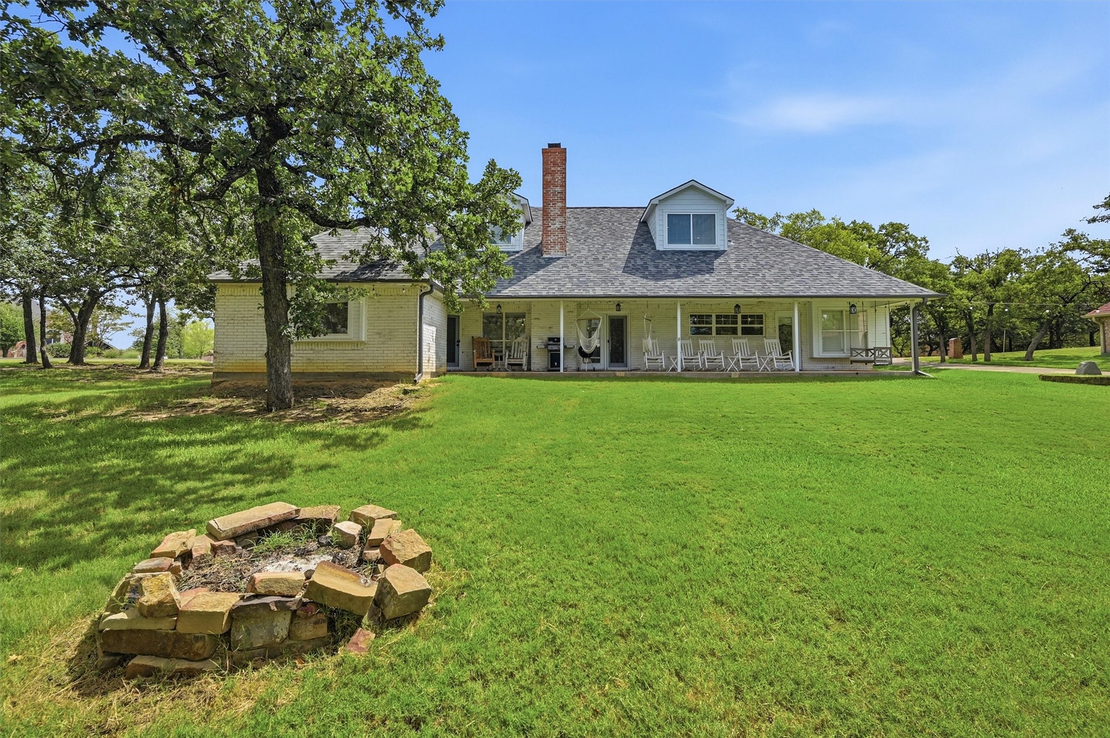 102 Mohawk Cove