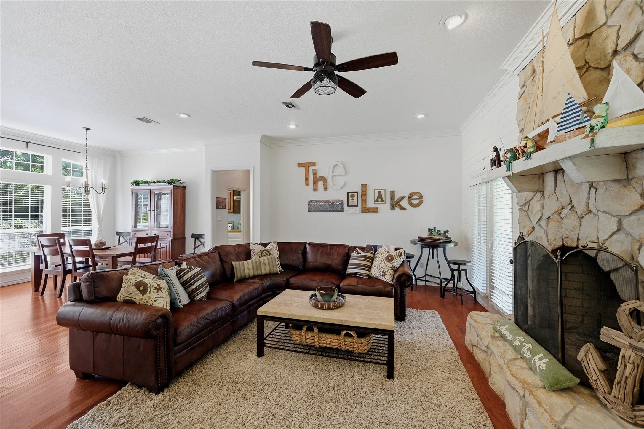 102 Mohawk Cove