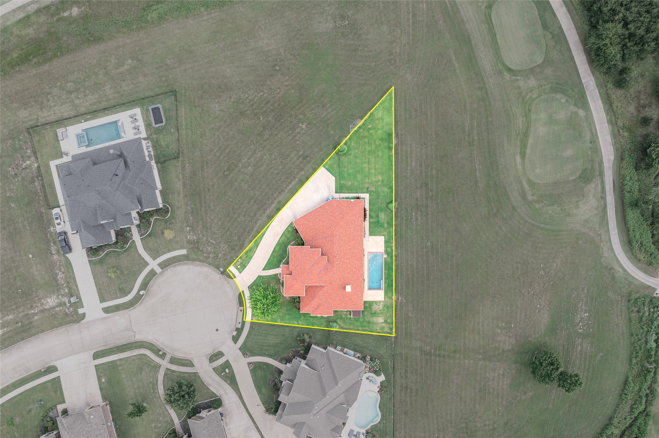 1200 Eagle Glen Pass