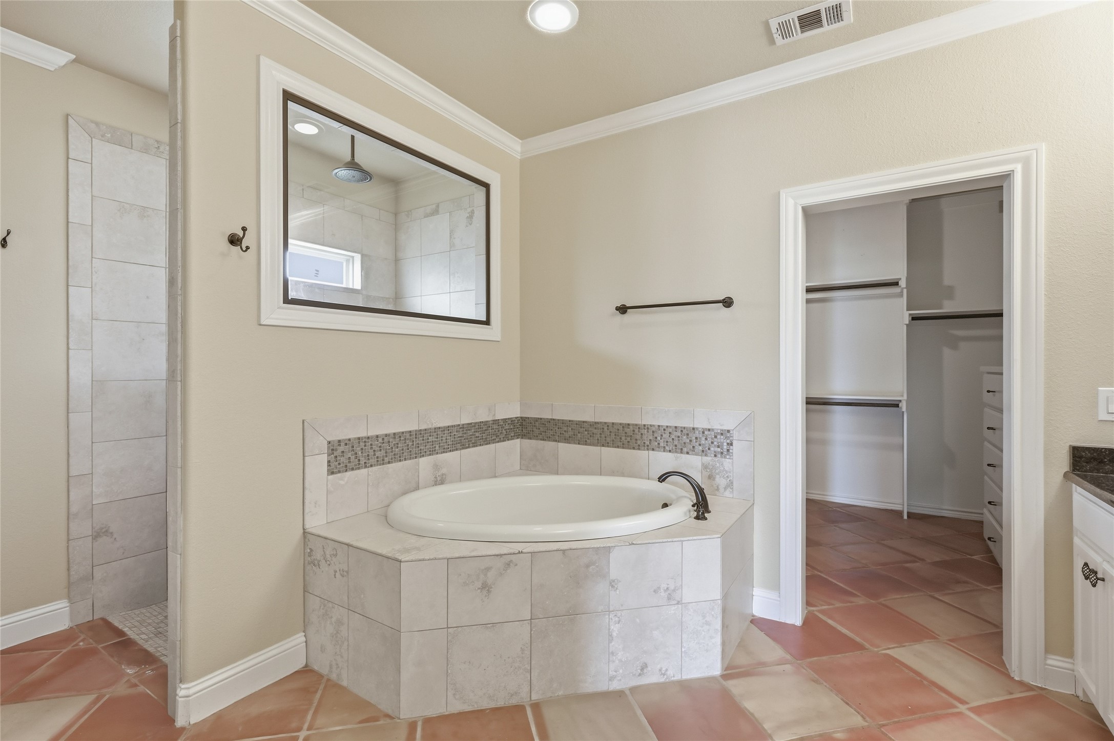 1200 Eagle Glen Pass