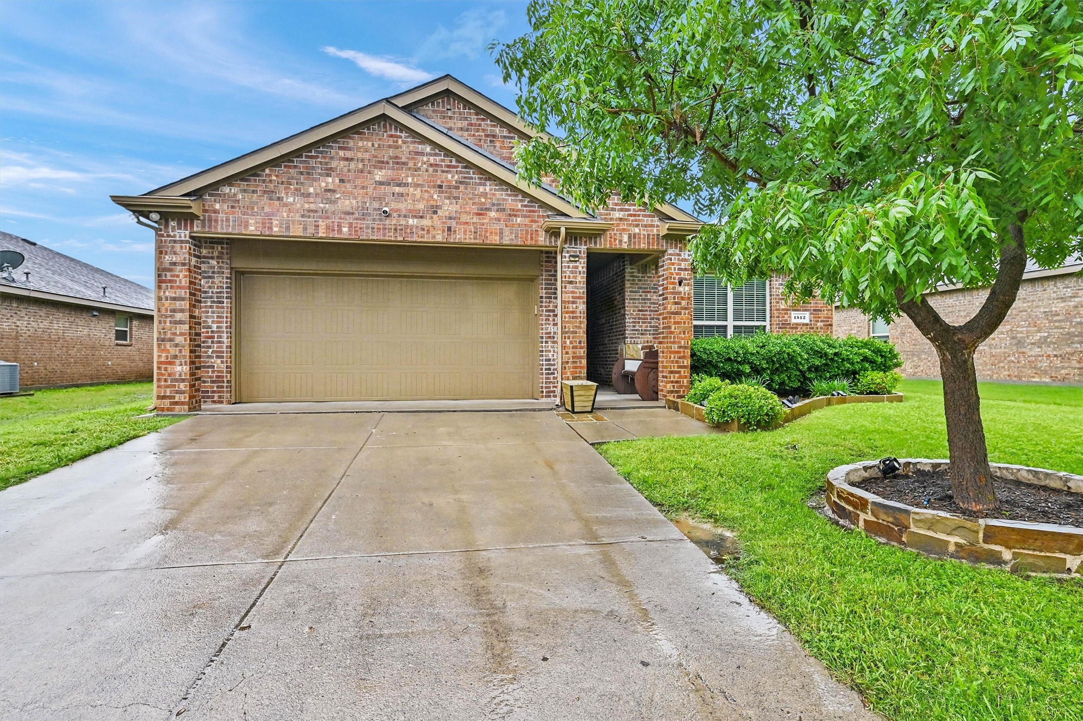 1512 Greenbrier Drive