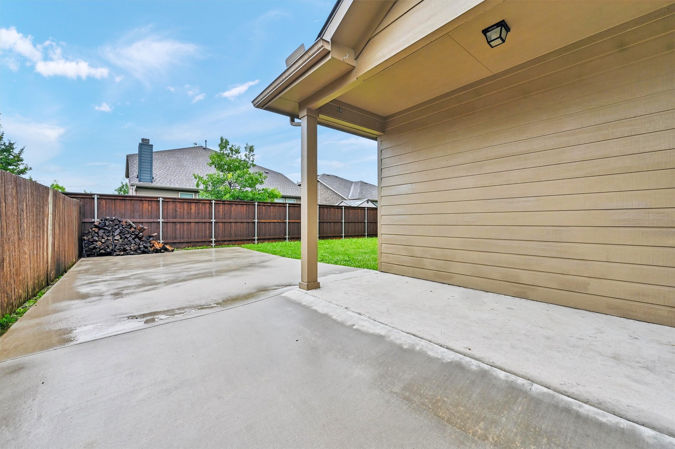 1512 Greenbrier Drive