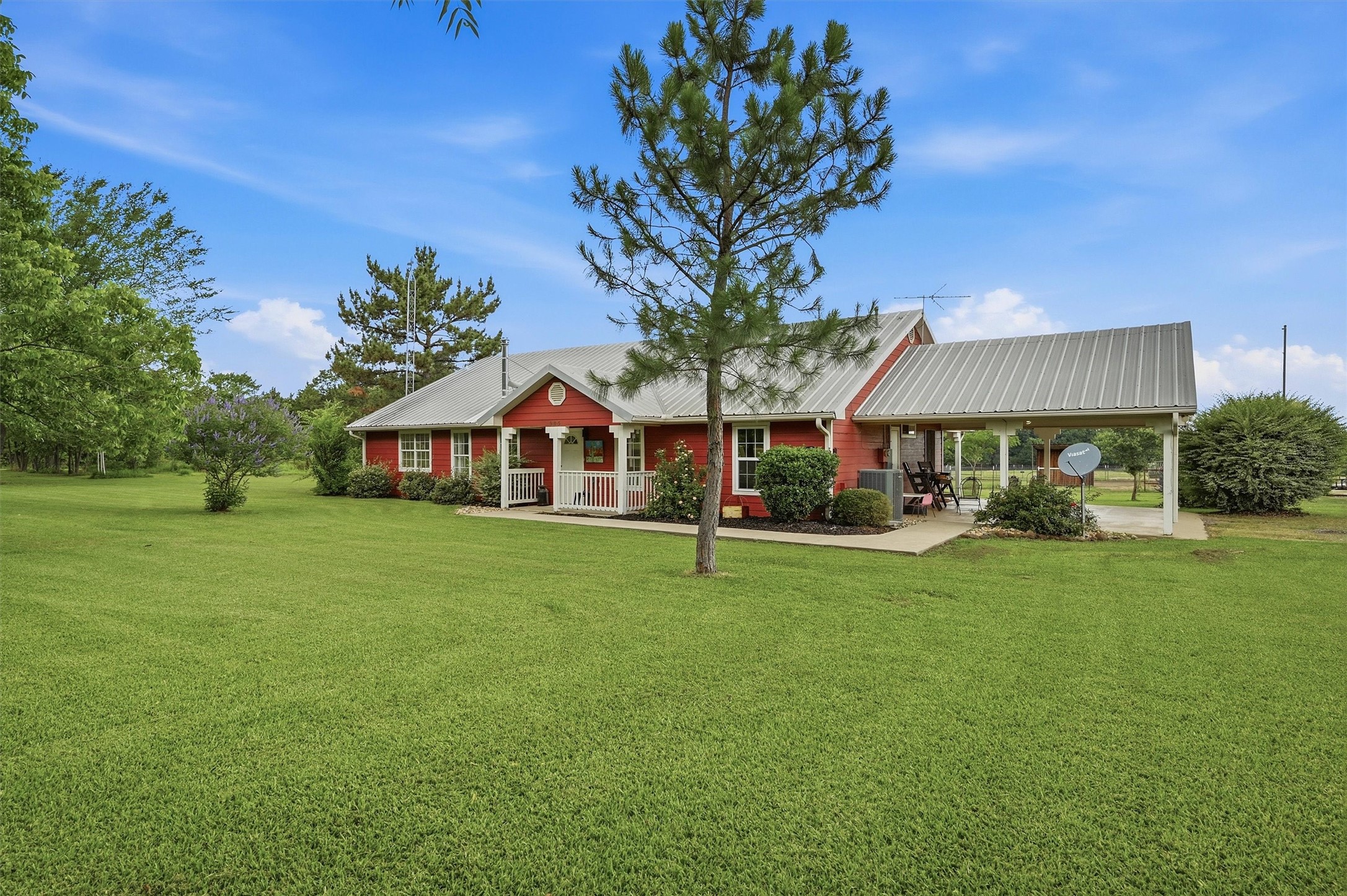 905 Crawford Road